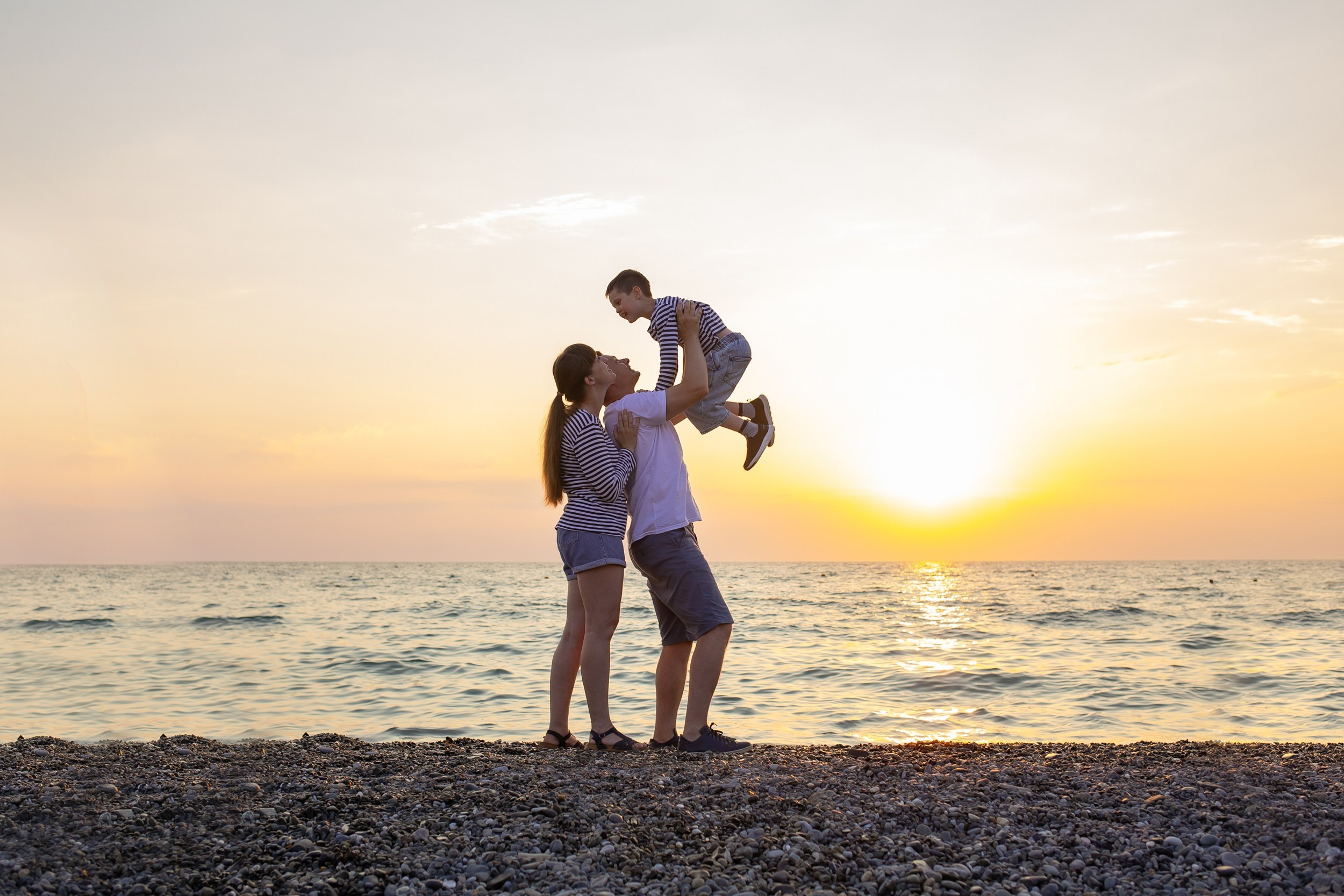 Фотосессия на пляже Ривьера в Сочи. Фотограф Сочи Адлер. Солькаева Анастасия