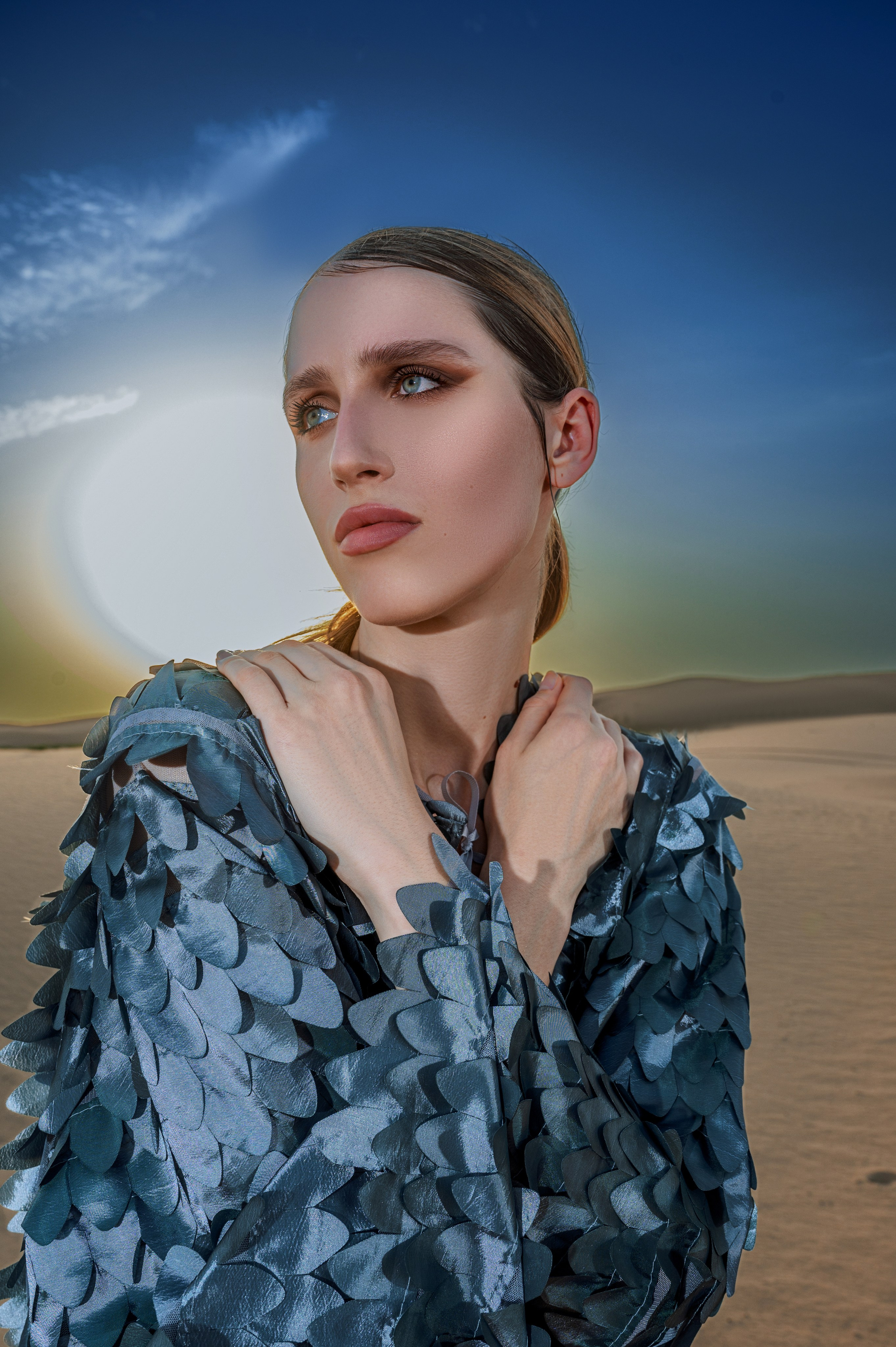 Виктория драконий плащ. Коммерческий фотограф Москва /Дубай, эксклюзивные фэшн фотосессии