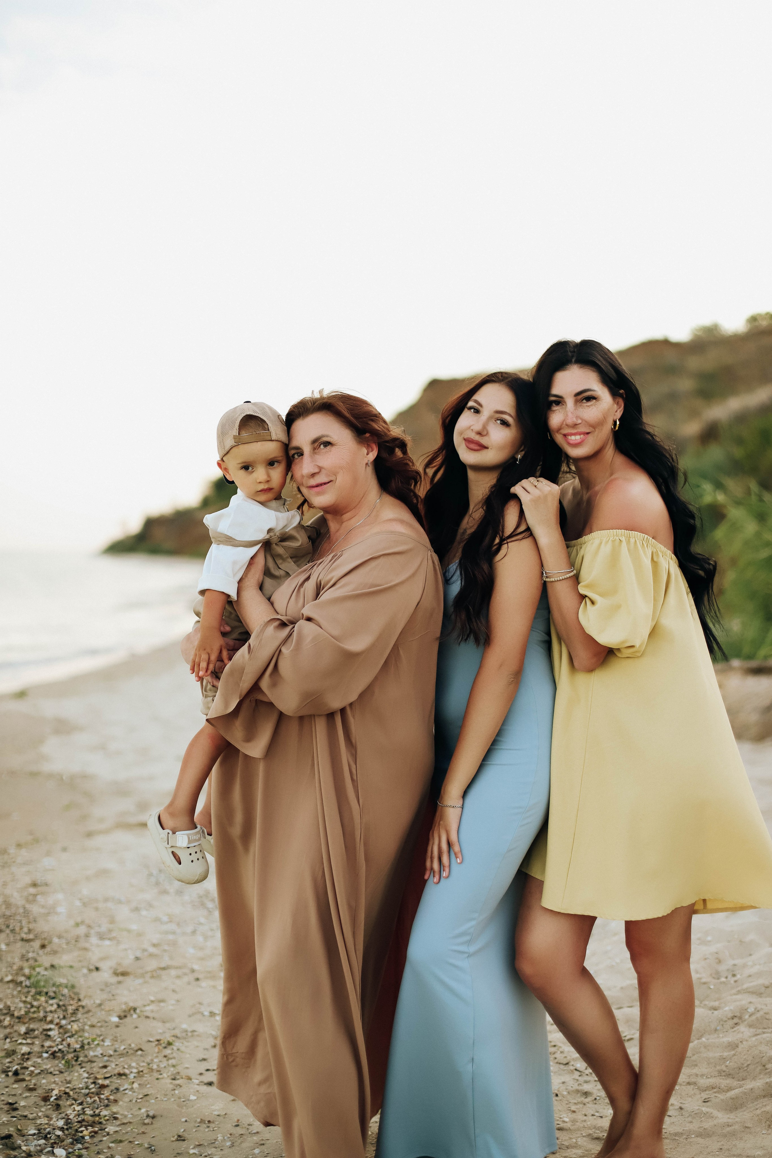 АЛИНА, АНДРЕЙ, АЛЛА, ИВАН, ДАРЬЯ и МАРК. Фотограф Мариуполь | Ялта | Крым — Диана Мазенко