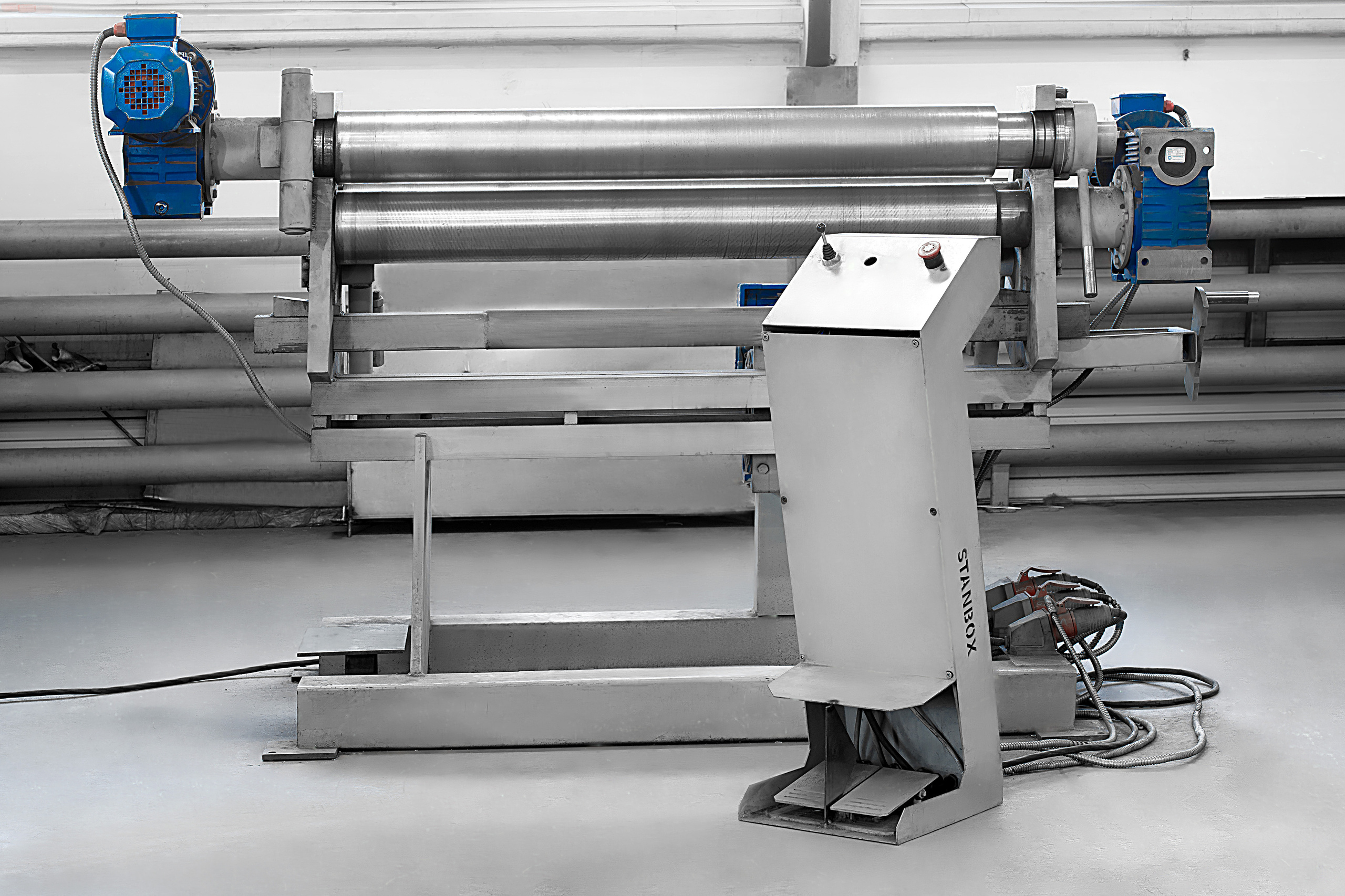 Фотографии завода ИПК «Спектр» (Инжиниринговая производственная компания)