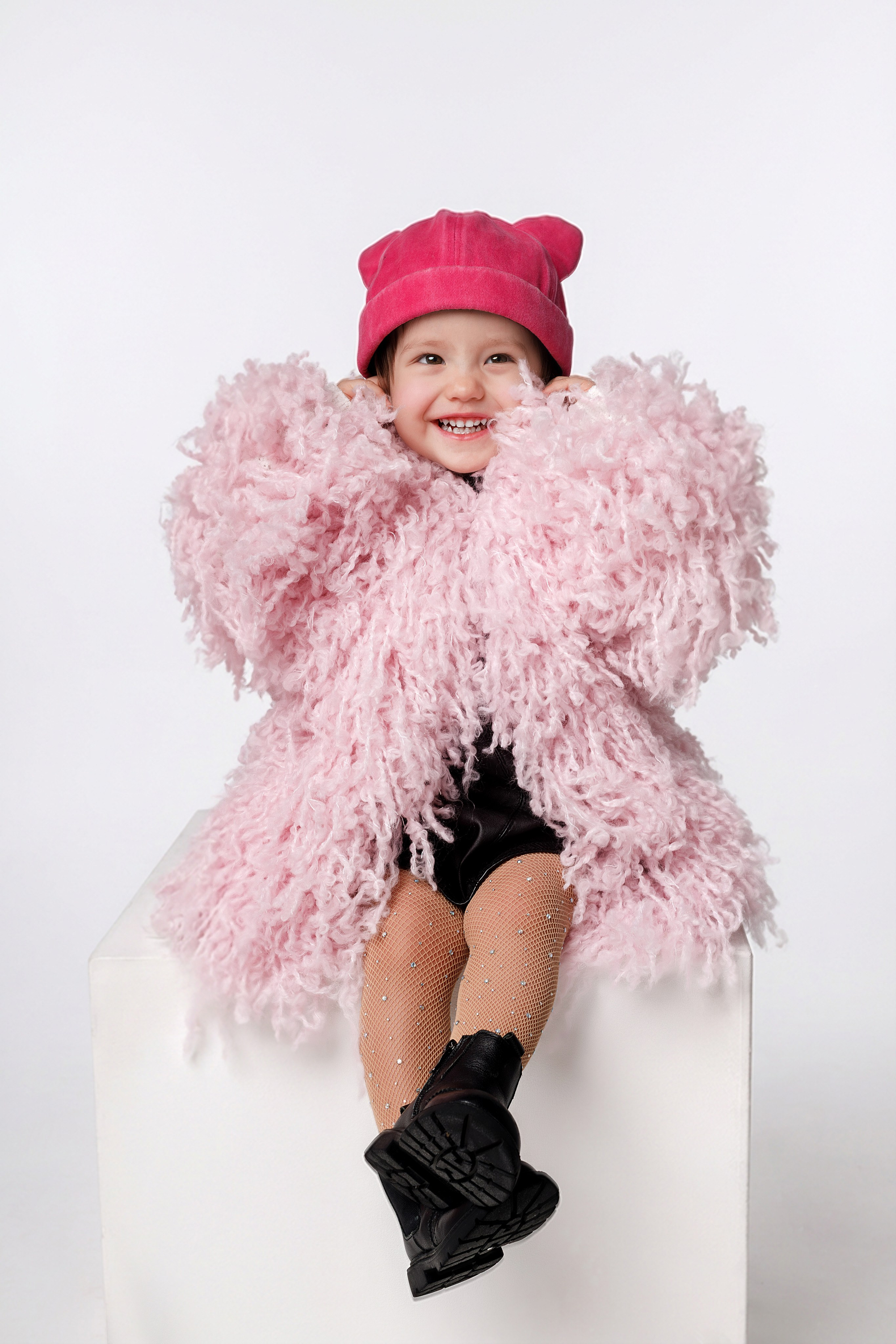 Детская фотосессия на 2 годика в Сочи. Детский студийный фотограф Сочи