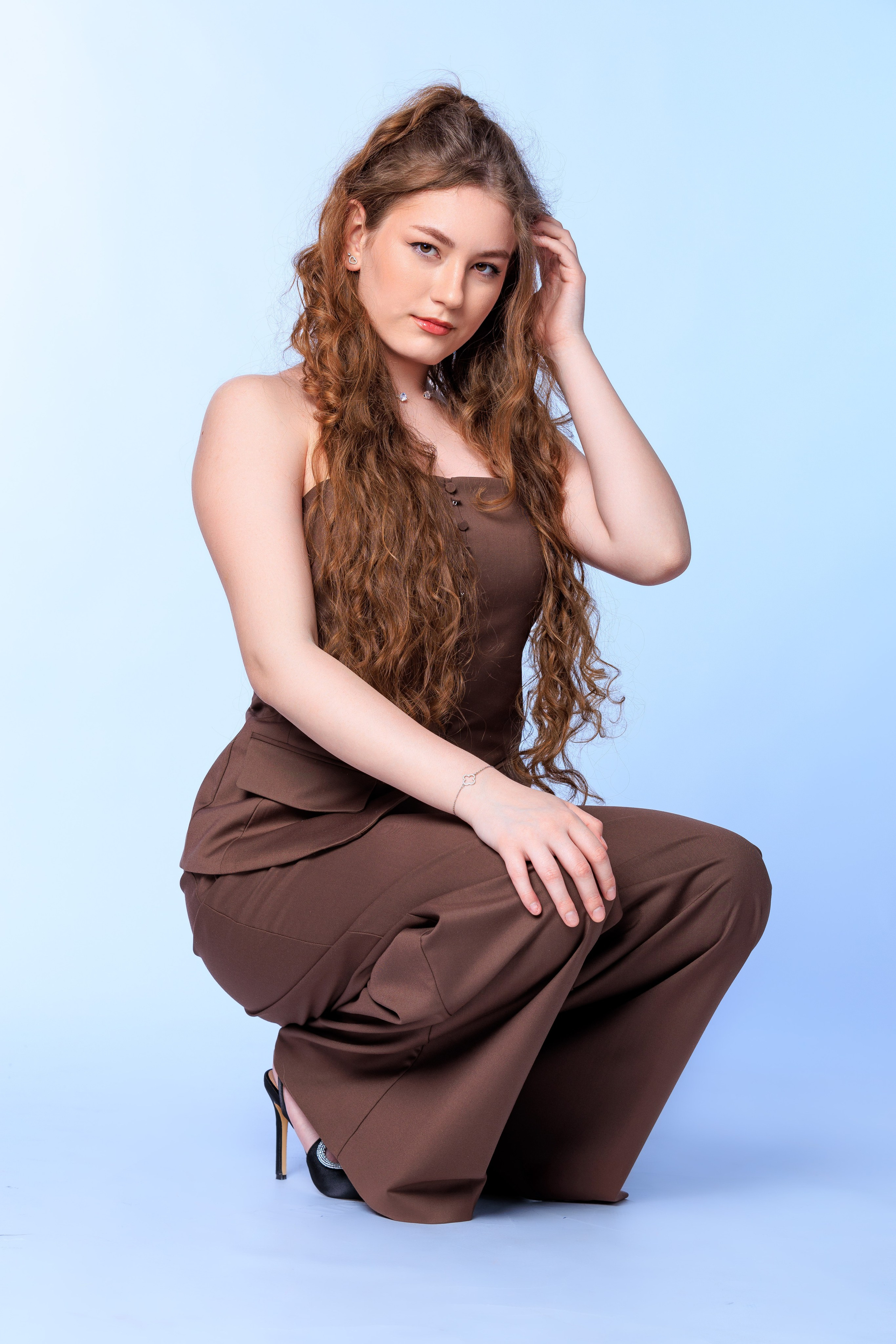 Смотреть фотки в фотостудии. Выпускные альбомы Геленджик, Новороссийск, Краснодар, Туапсе