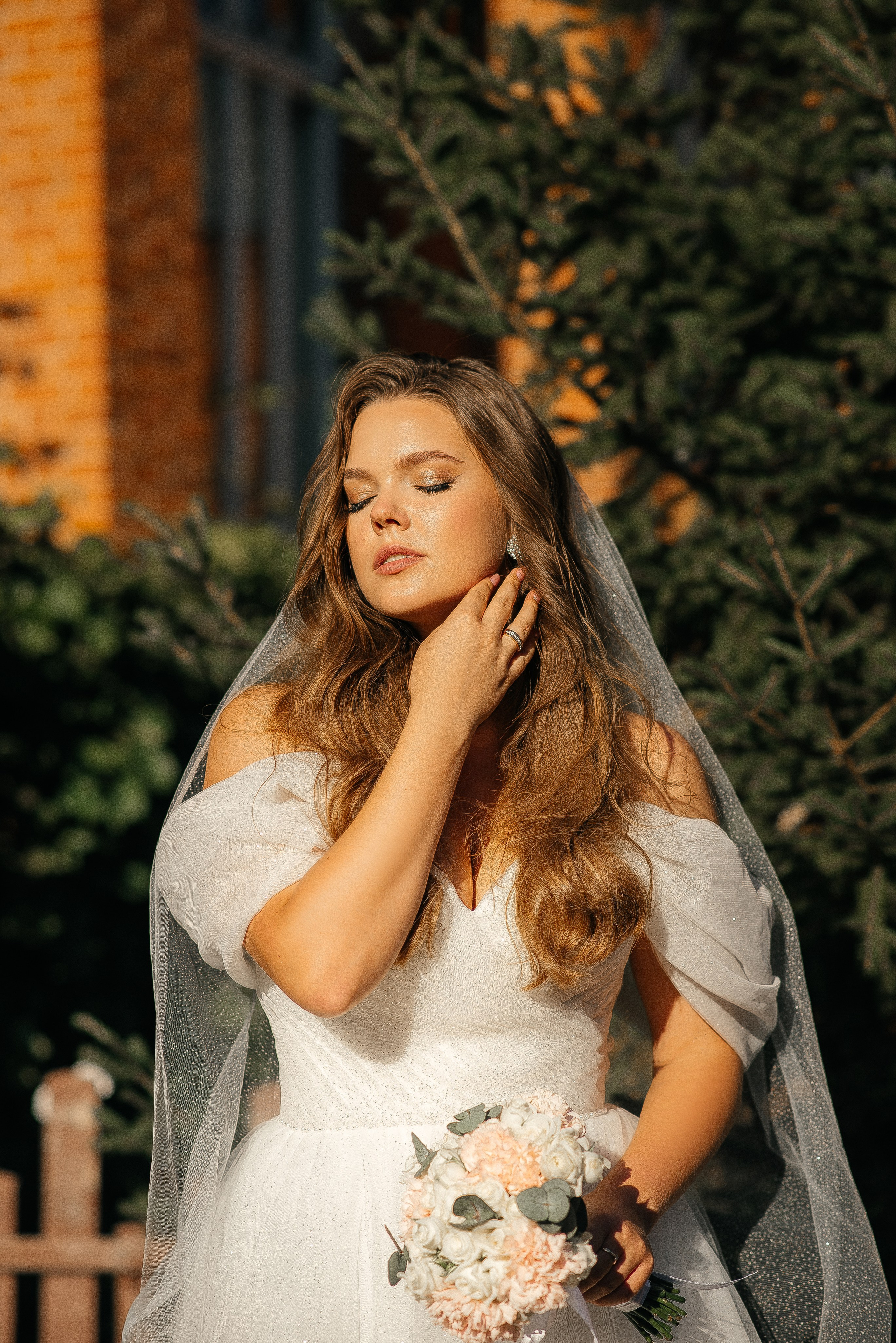 Михаил и Анна. Главная