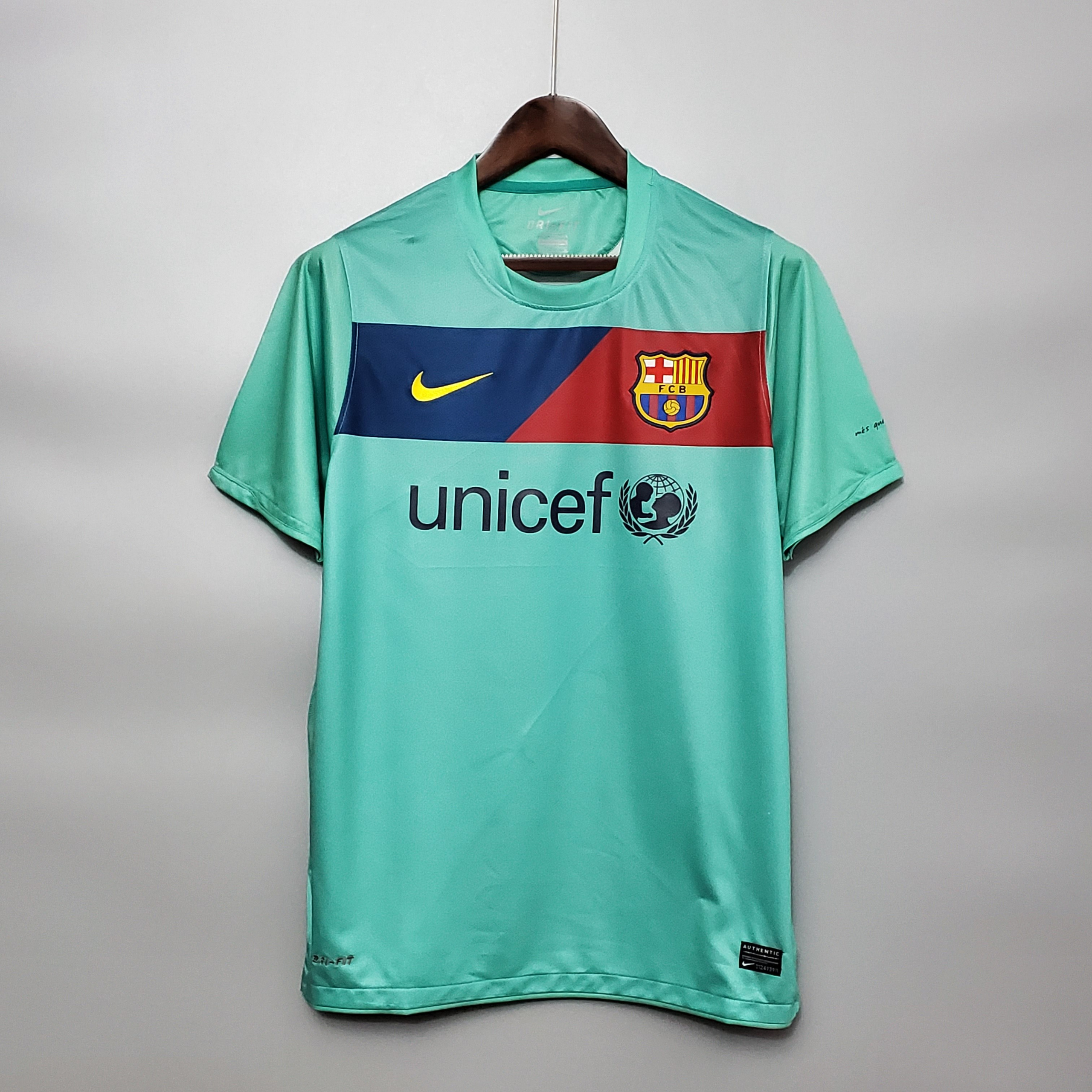 Ретро джерси Barcelona 2010-2011 купить. Футбольный магазин — ssw_magazin
