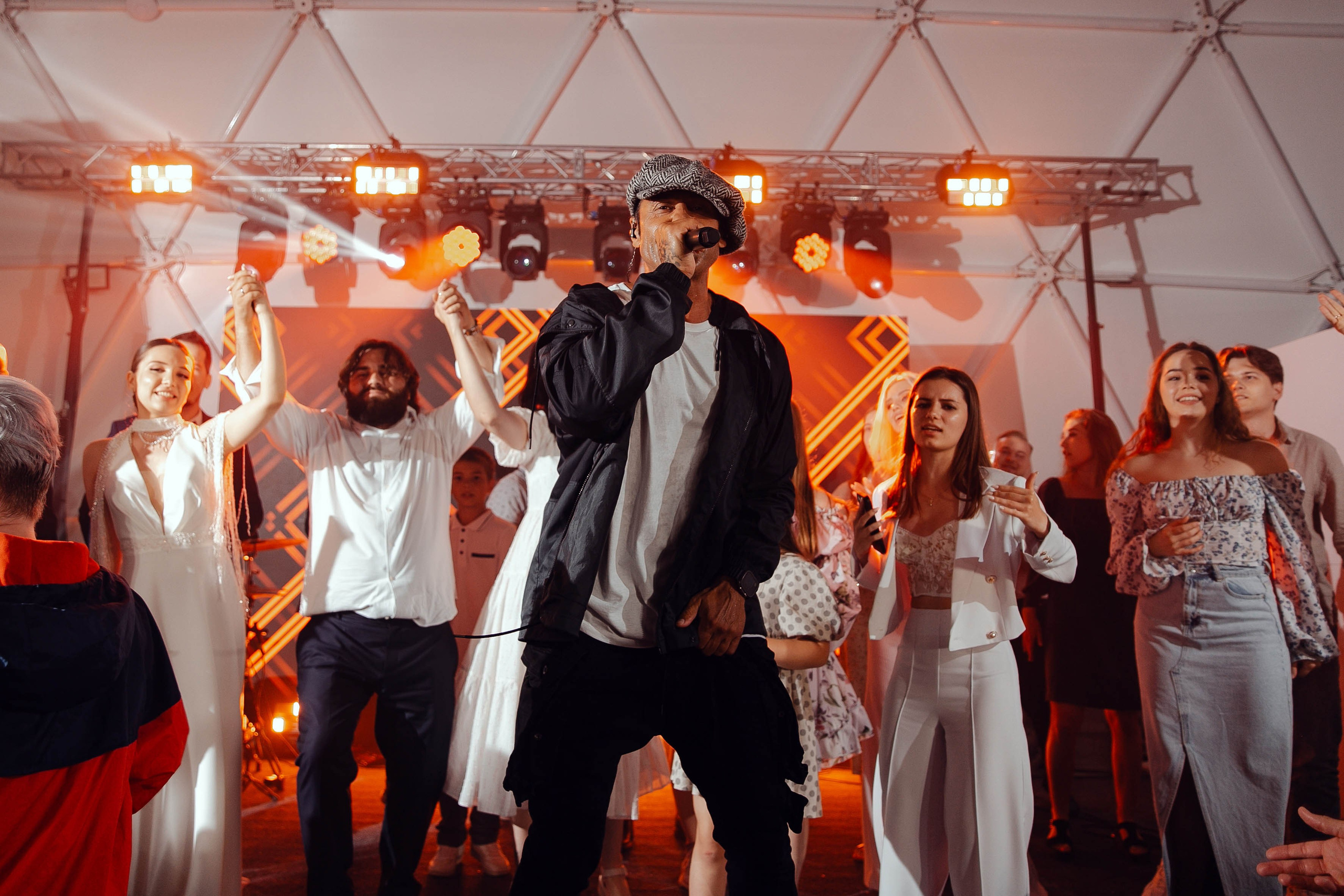 Площадка «Джао Дача». Ваш репортажный фотограф Артемий Антонов