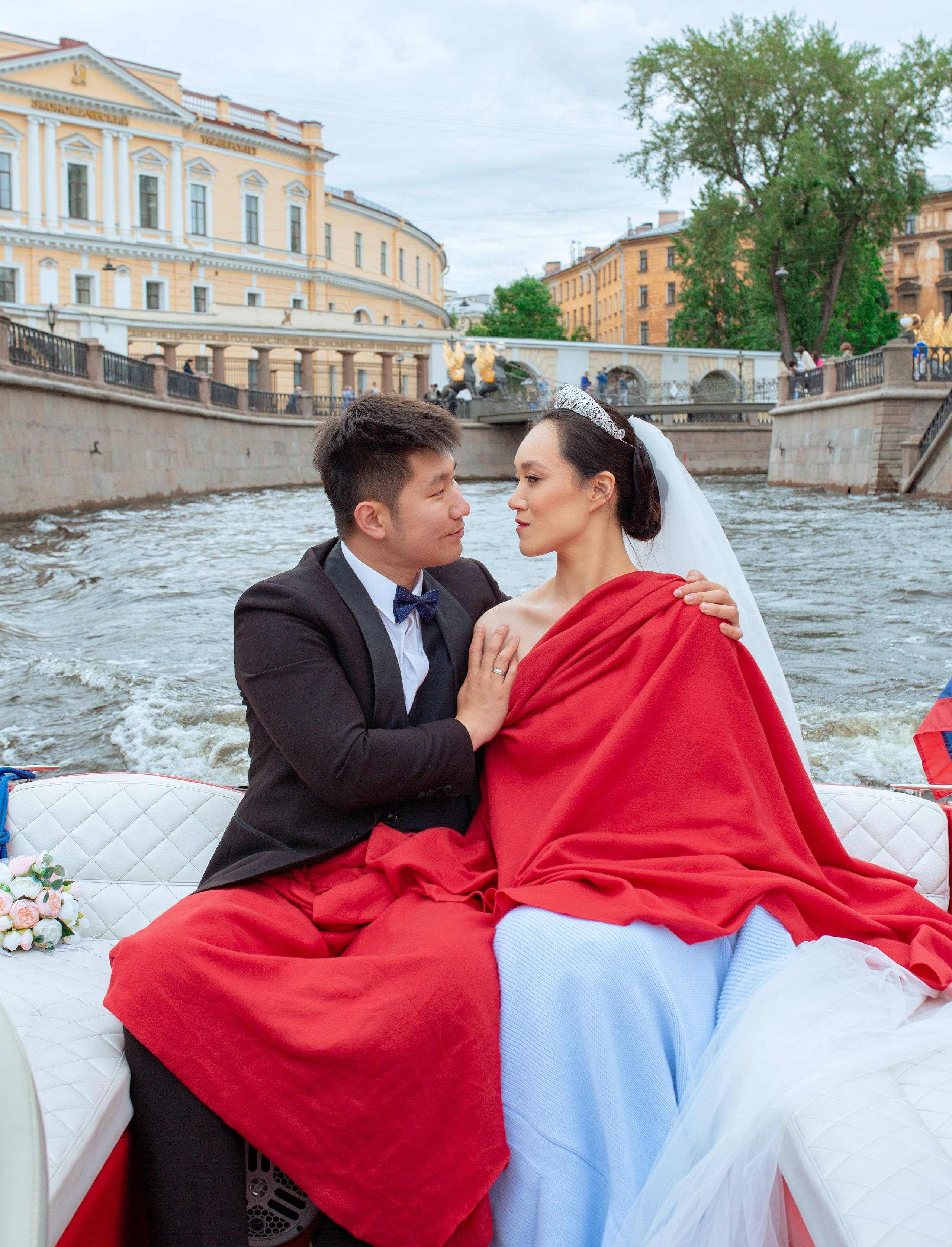СВАДЕБНЫЕ ФОТОСЕССИИ. Фотосессии в Санкт-Петербурге со скидкой до -50%
