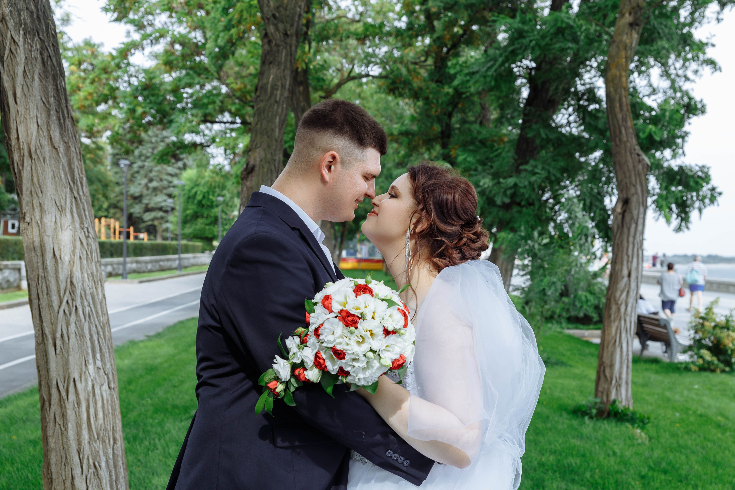 Татьяна и Виктор: настоящая русская свадьба. Событийный фотограф Максим Бескоровайновнов