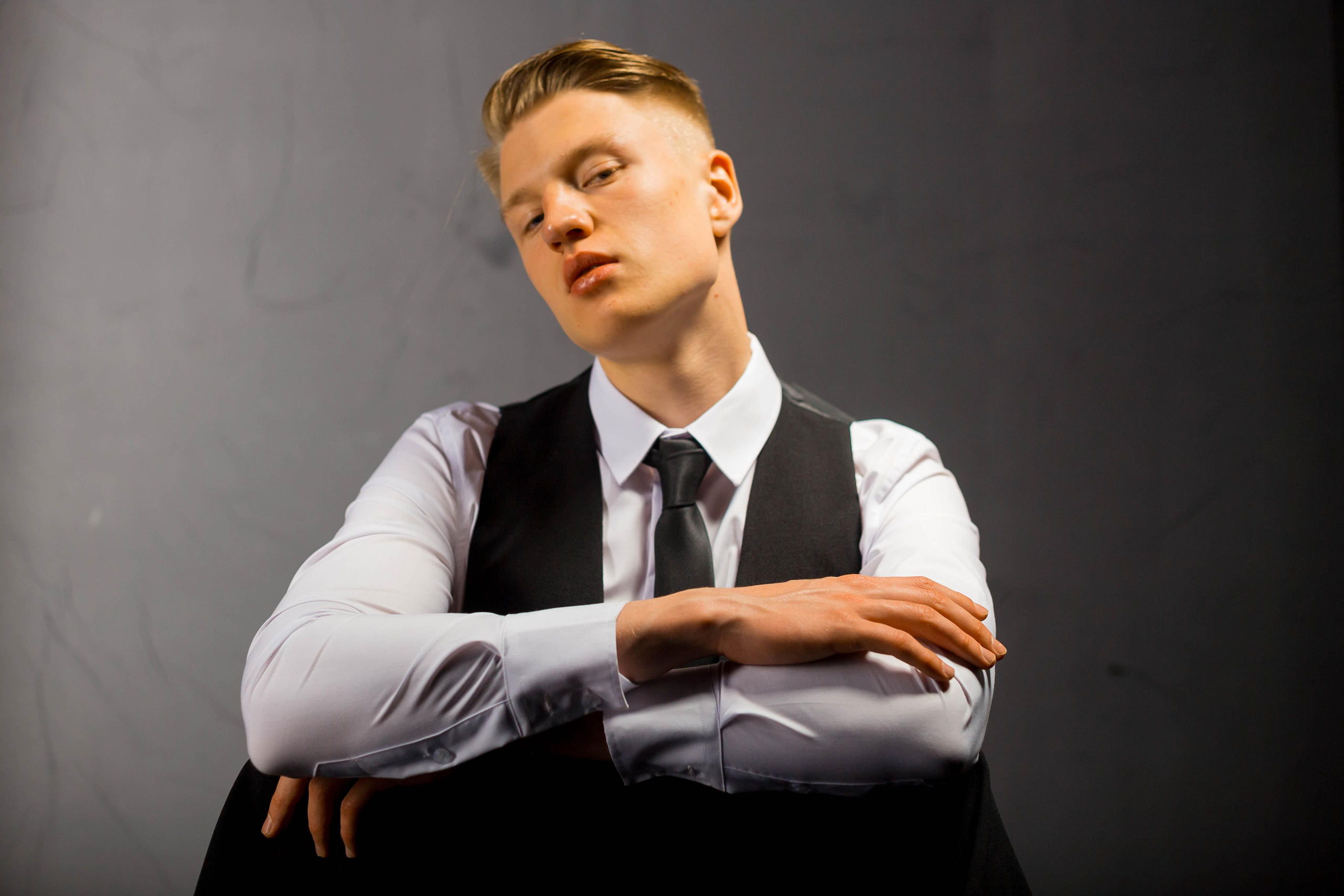 Илья. Портретный фотограф Илья Лучинин город Ижевск