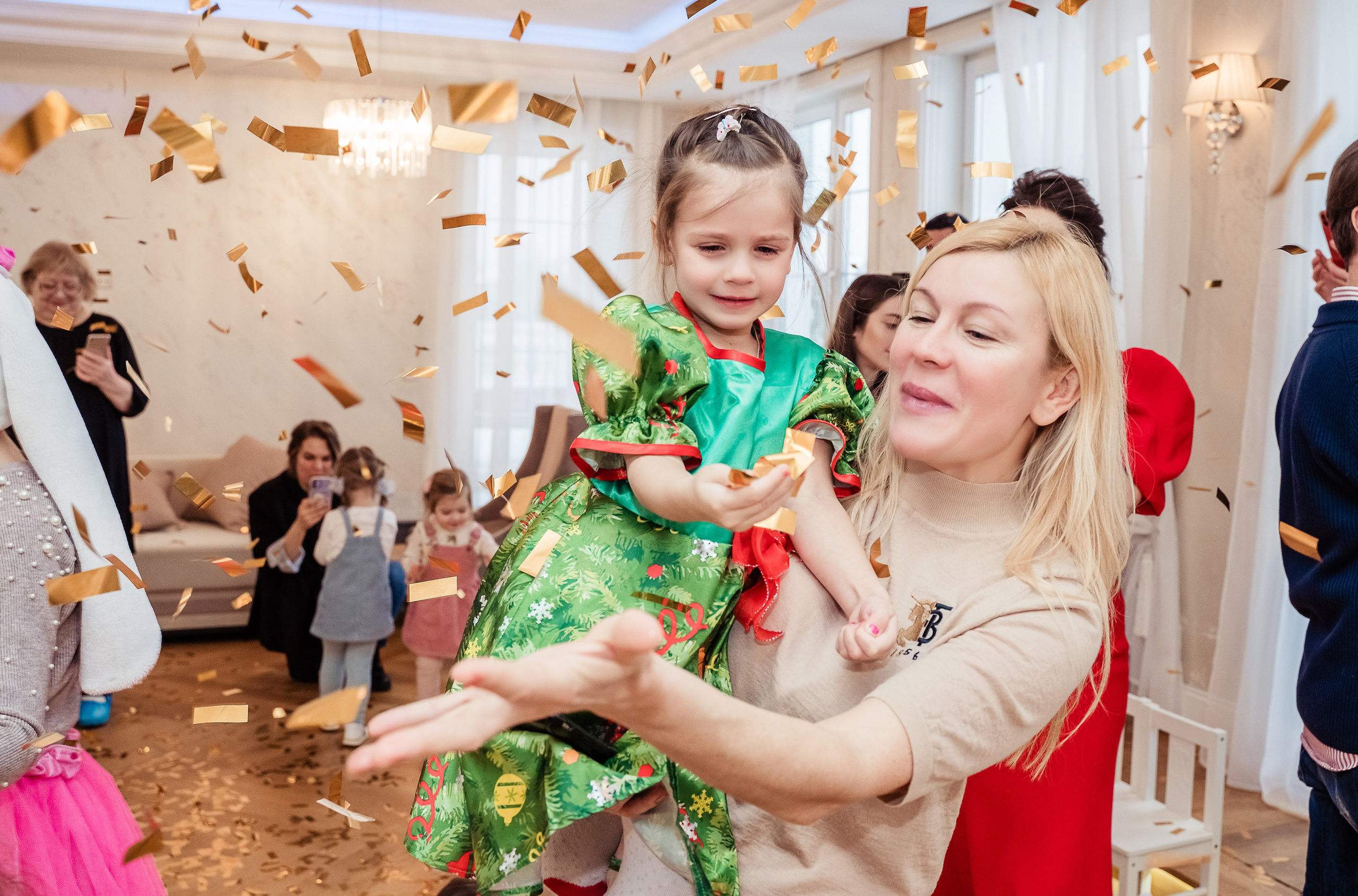 Новый год младшей группы