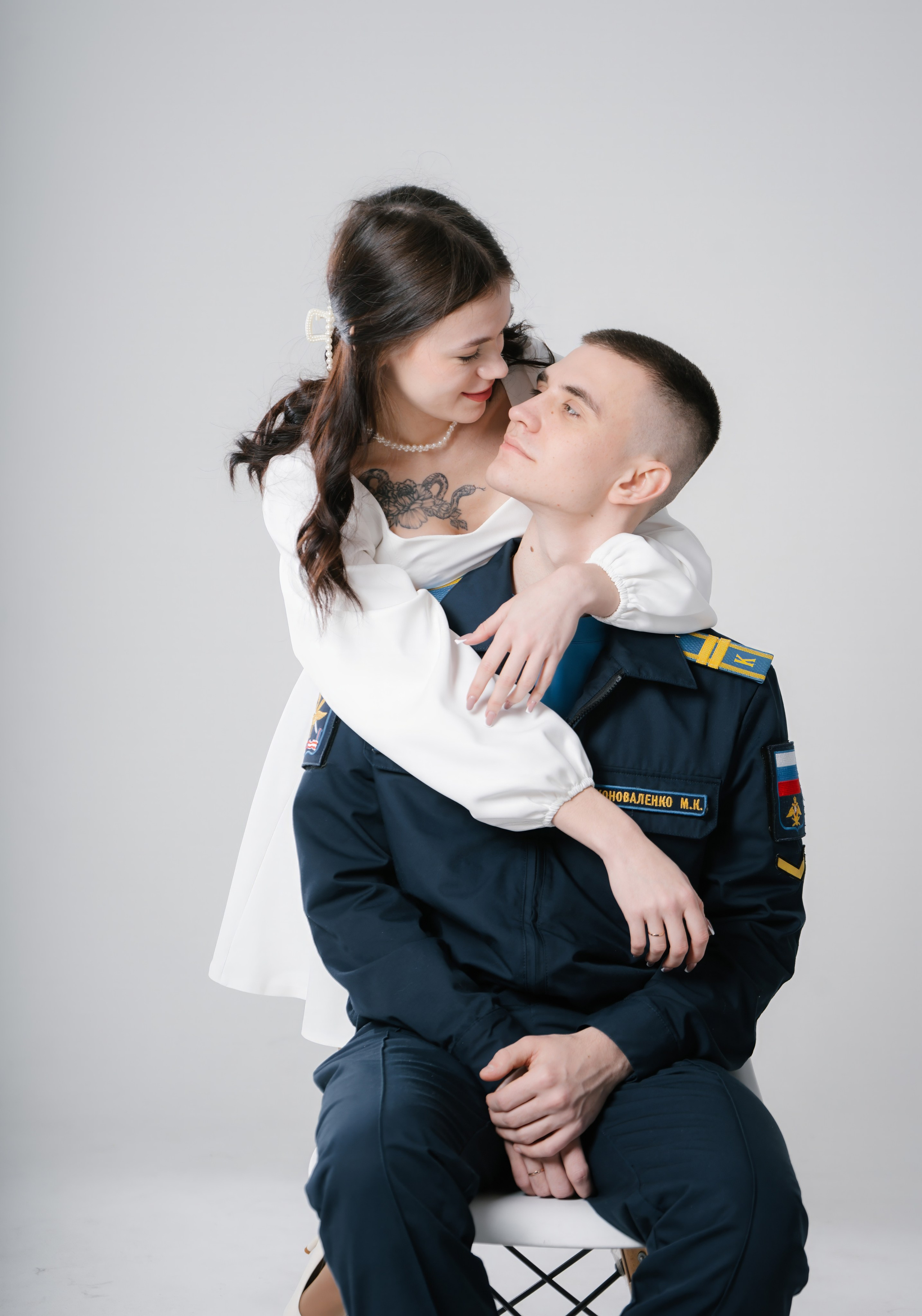 Валентина и Максим. Предметный фотограф Элеонора Грин | Профессиональная фотосъемка товаров в Воронеже