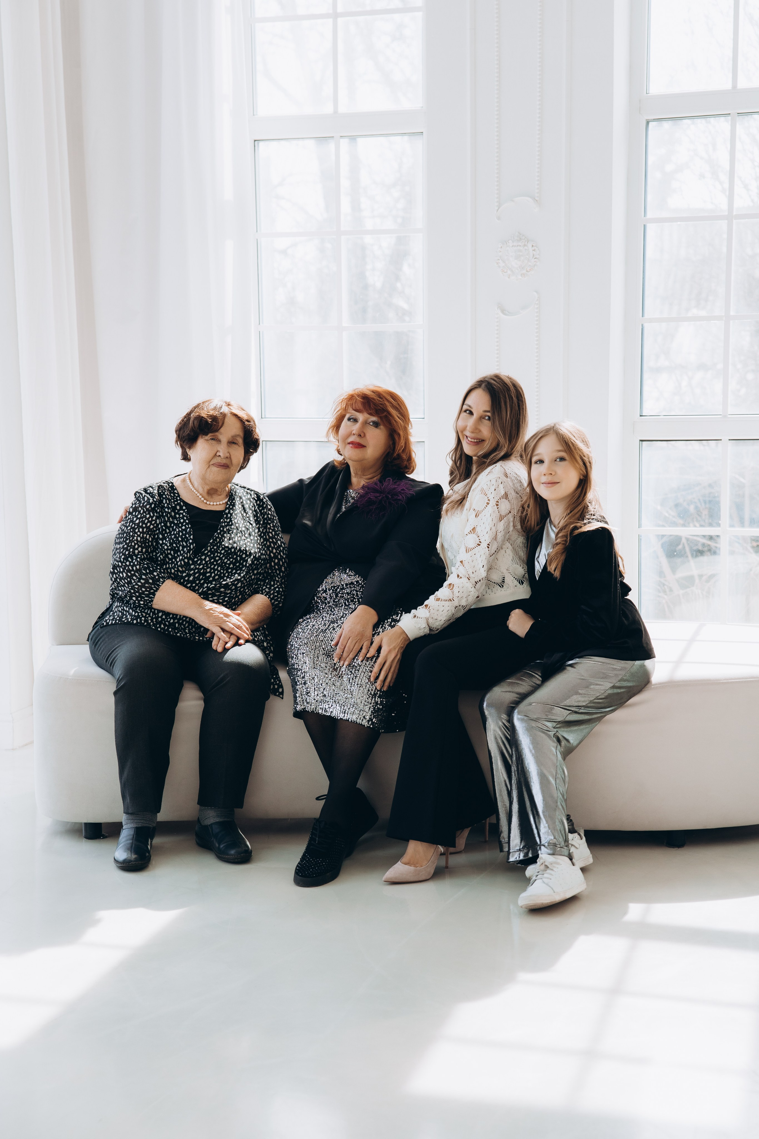 4 поколения. Свадебный, семейный фотограф в Иркутске Светлана Макаричева