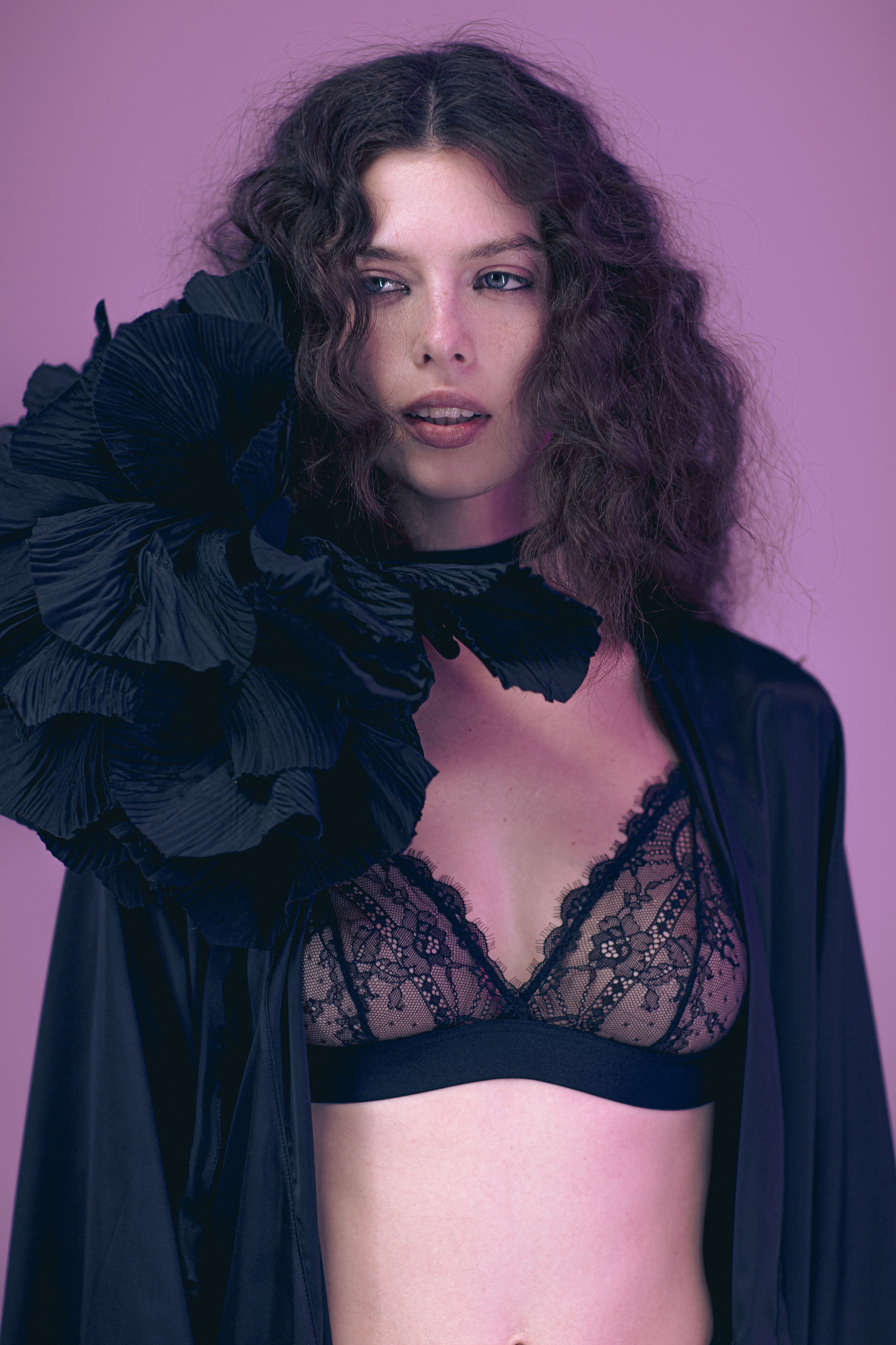 Melle S/S 2025 campaign. Жиркова Ирина — фотограф для брендов в Москве