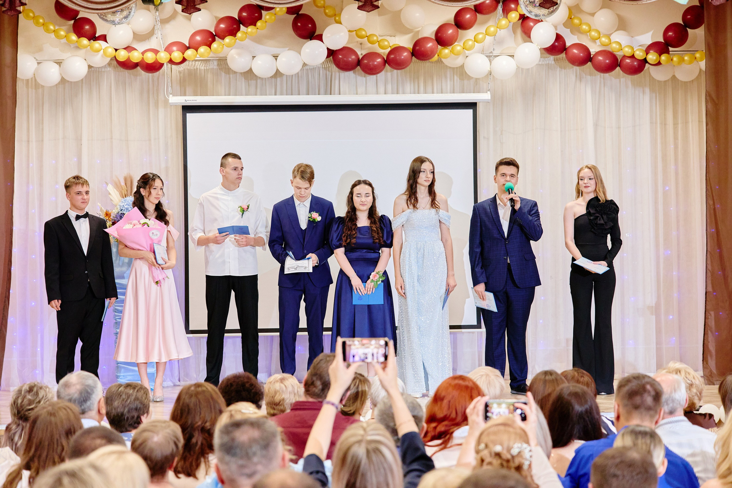 Выпускной 35 Сош. Фотограф Выпускные альбомы Таганрог Сергей Коробченко