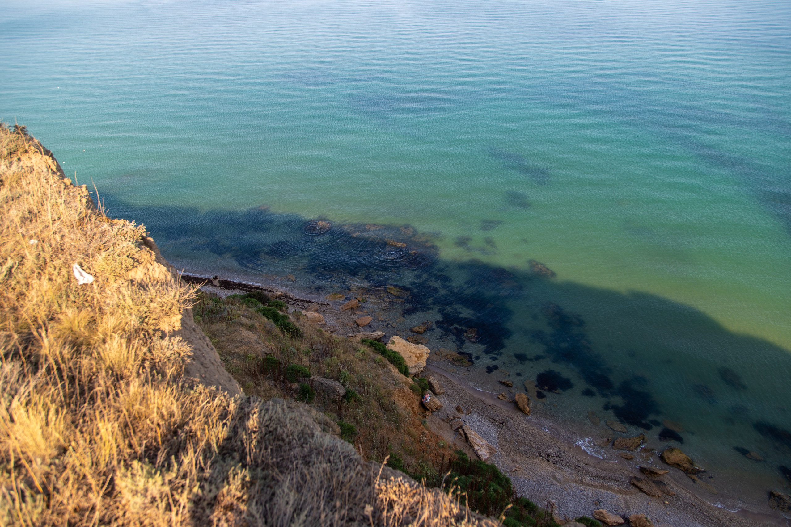 Фотографии природы Крыма из 2021 года. Море, холмы, закаты. Фотограф видеограф широкого профиля Денис Захаров