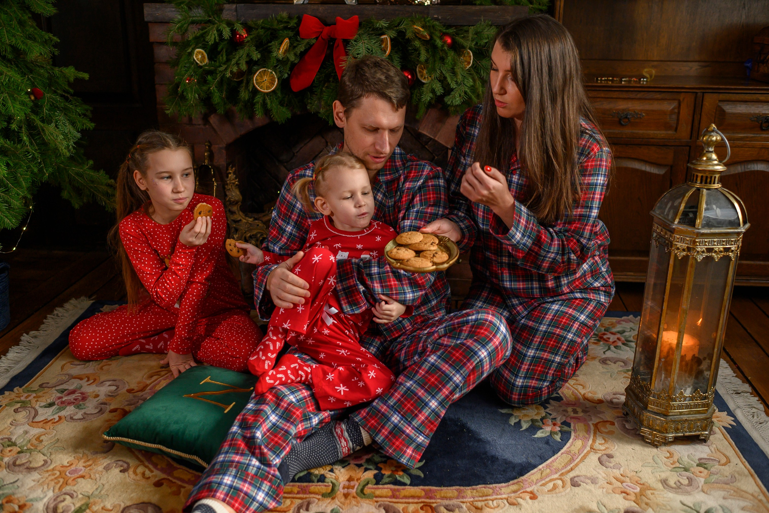 СТУДИЯ АДМИРАЛТЕЙШЕН. Семейный фотограф Екатеринбург Лора Мур