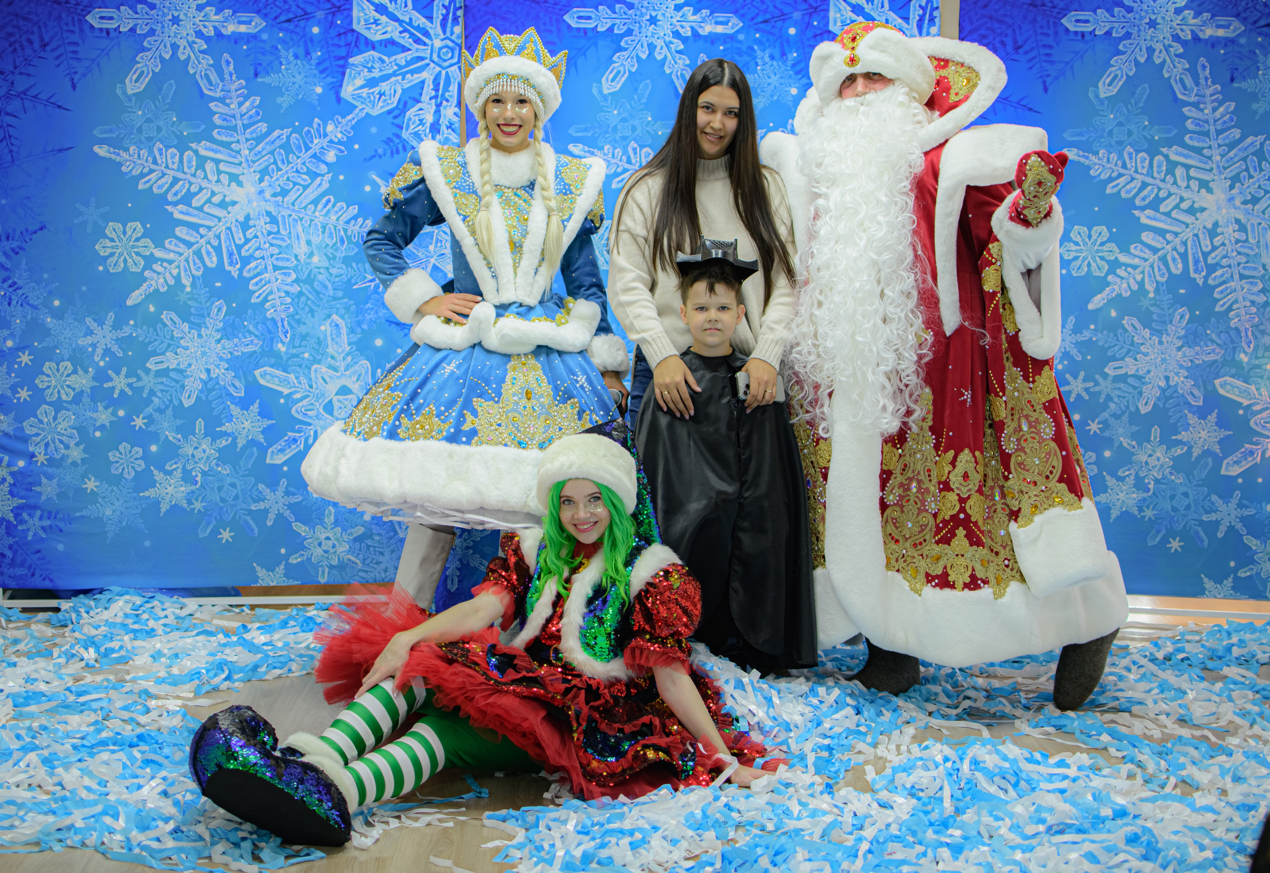 HAPPY NEW YEAR. Photokarish