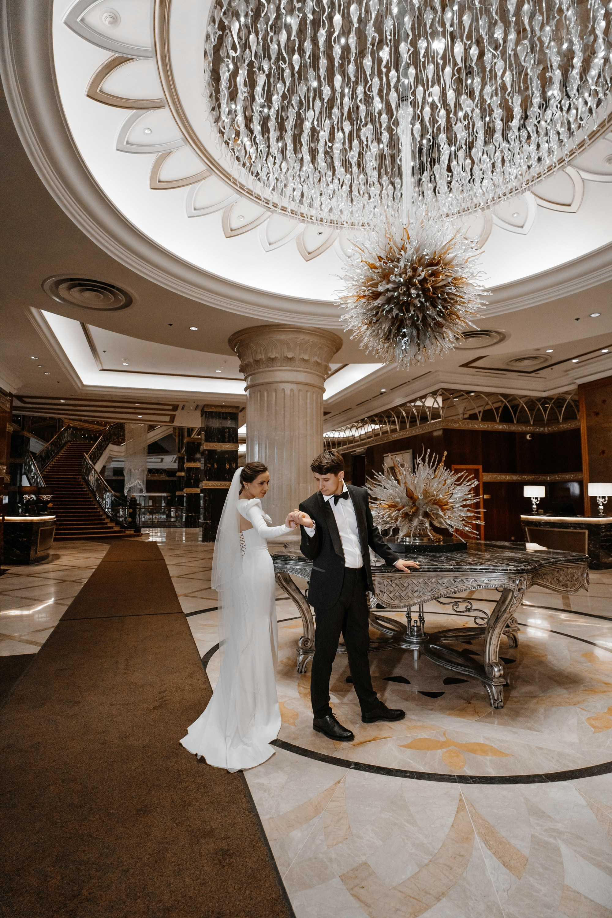 Фотосессия свадьбы в Lotte Plaza. Свадебный и семейный фотограф в Москве Светлана Зоткина