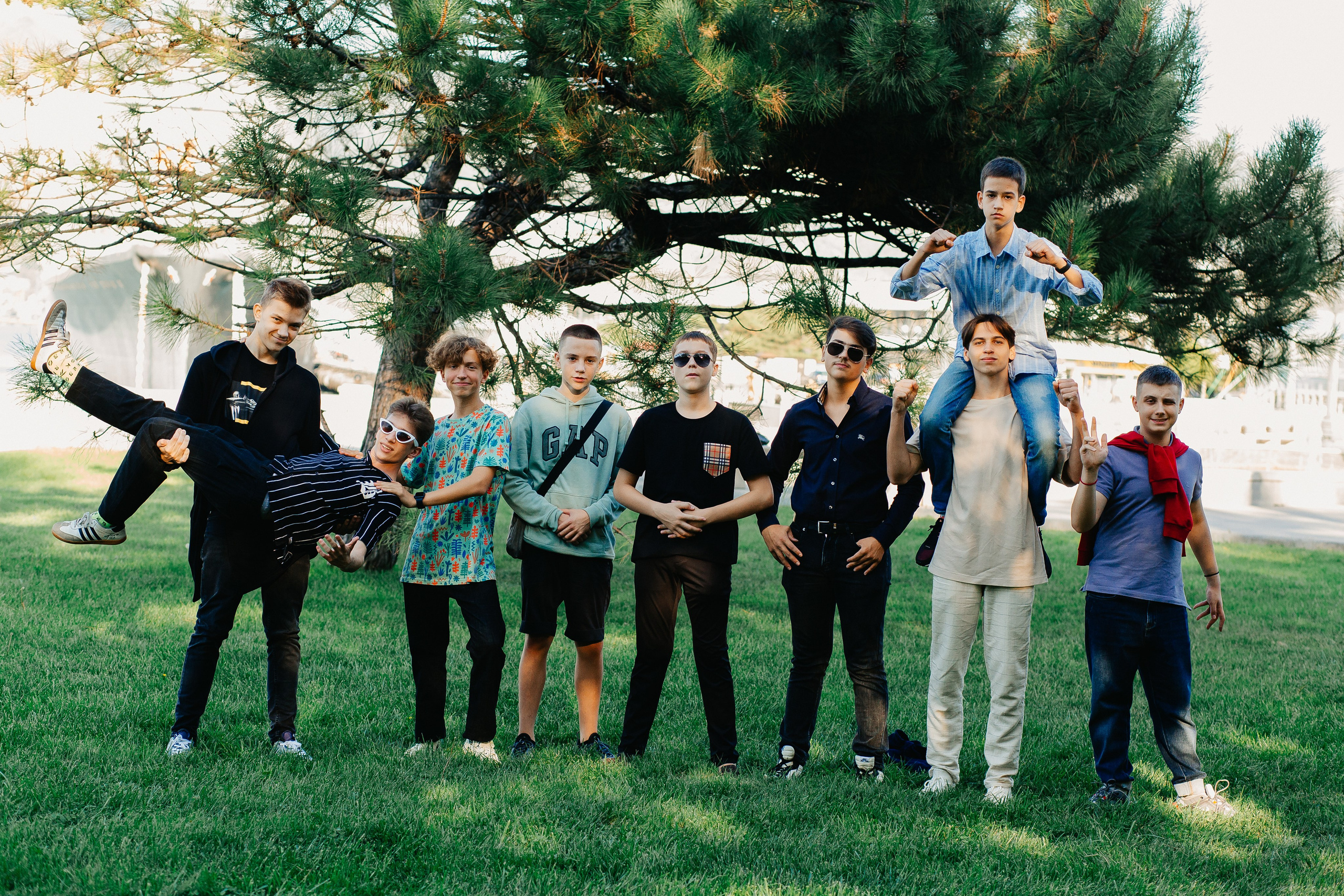 Набереженая центр- старшая школа. Выпускные альбомы Натальи Бутко: Новороссийск, Анапа, Геленджик