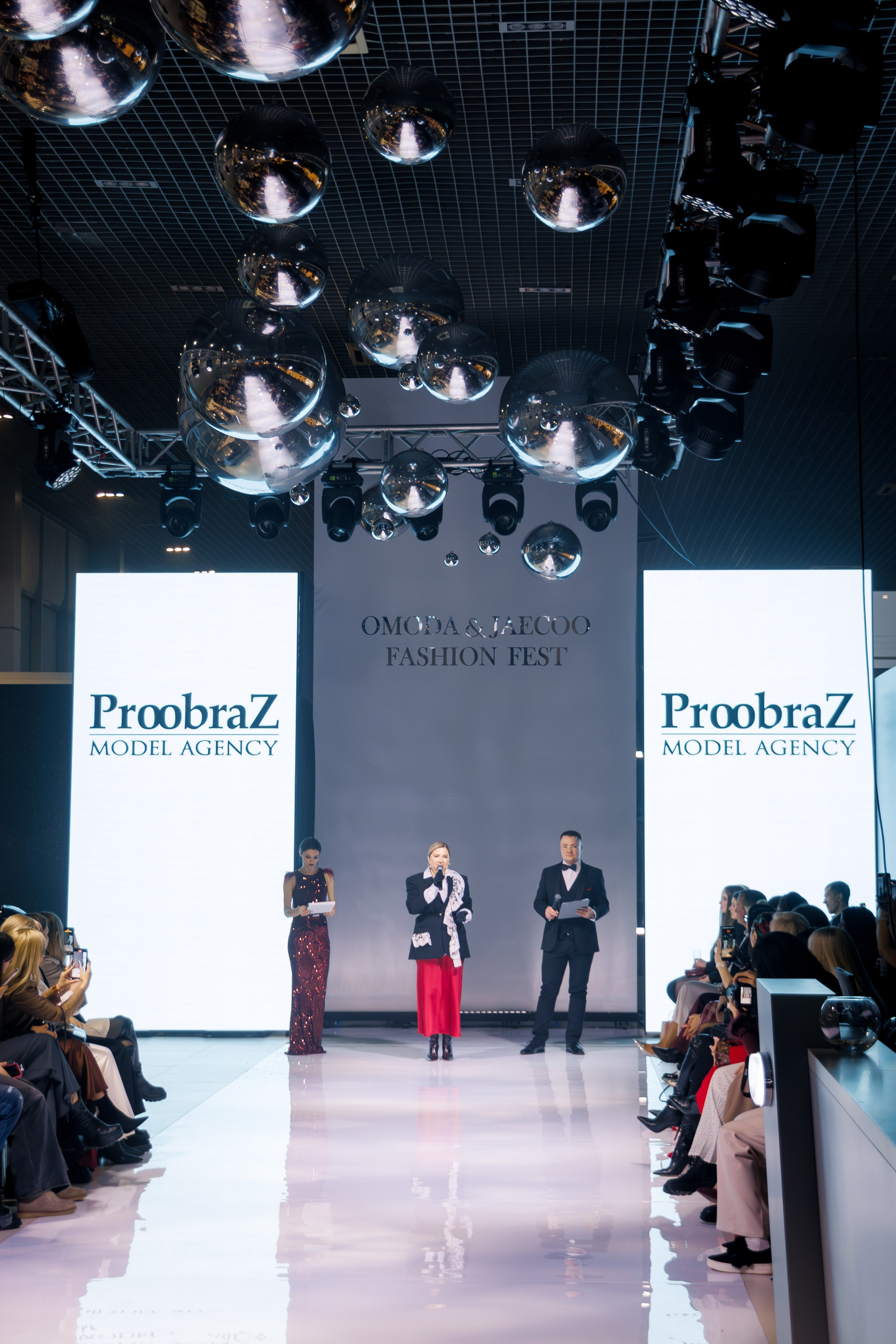 OMODA JAECOO FASHION FEST 2025. Свадебный фотограф в Иркутске Бобылев Никита