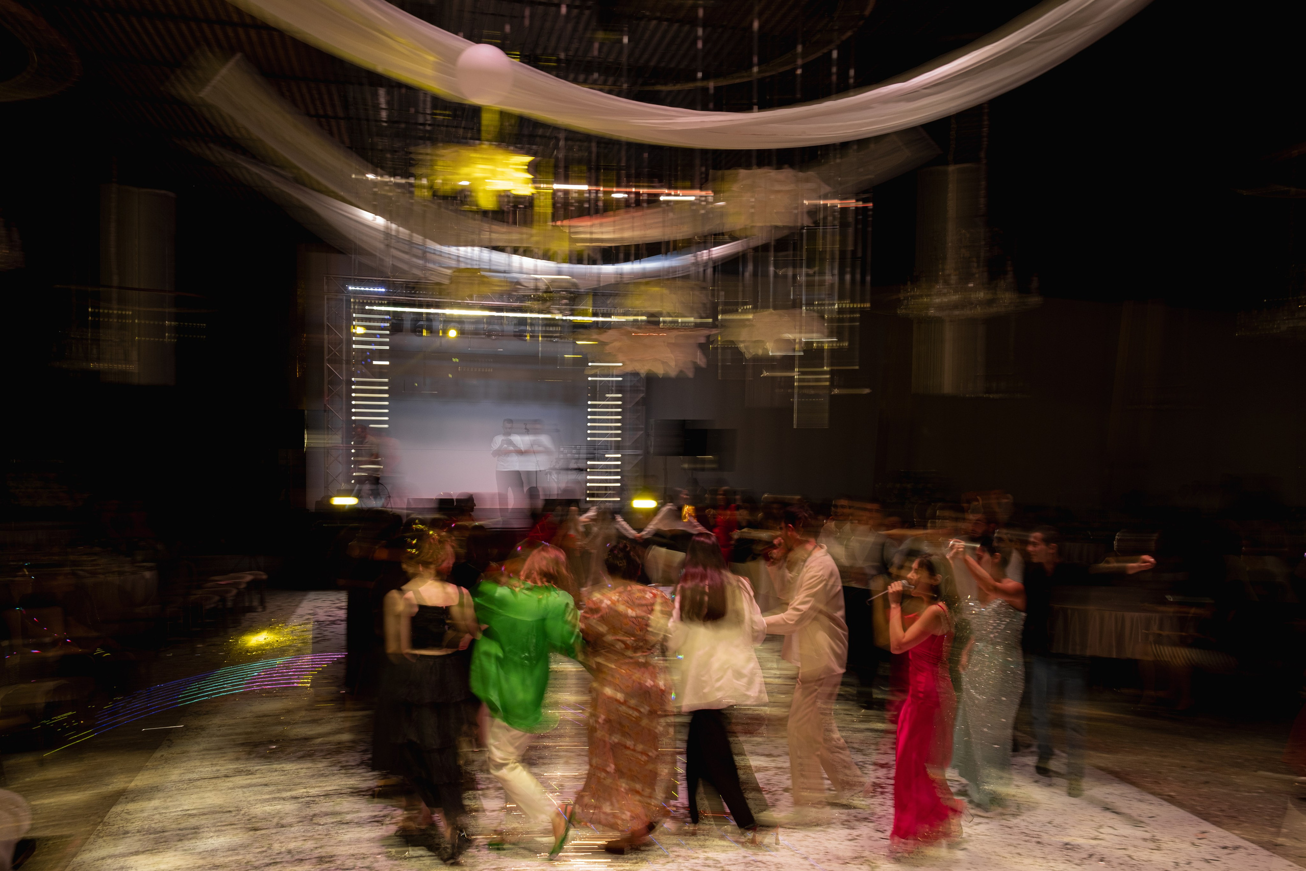 Abkhazia: Lola&Kemal. Сентиментальная свадебная фотография