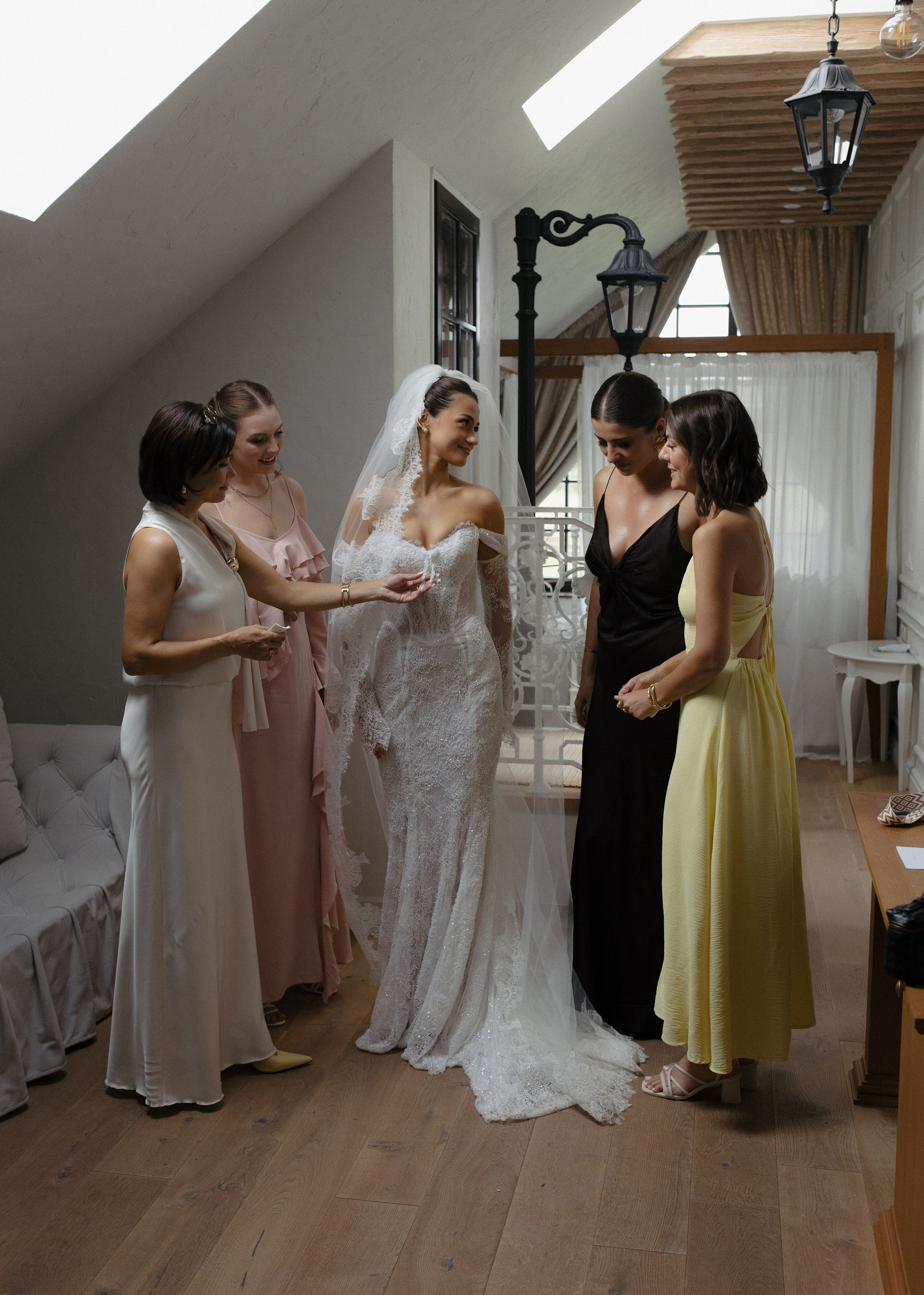 AUGUST. Свадебный фотограф Минск