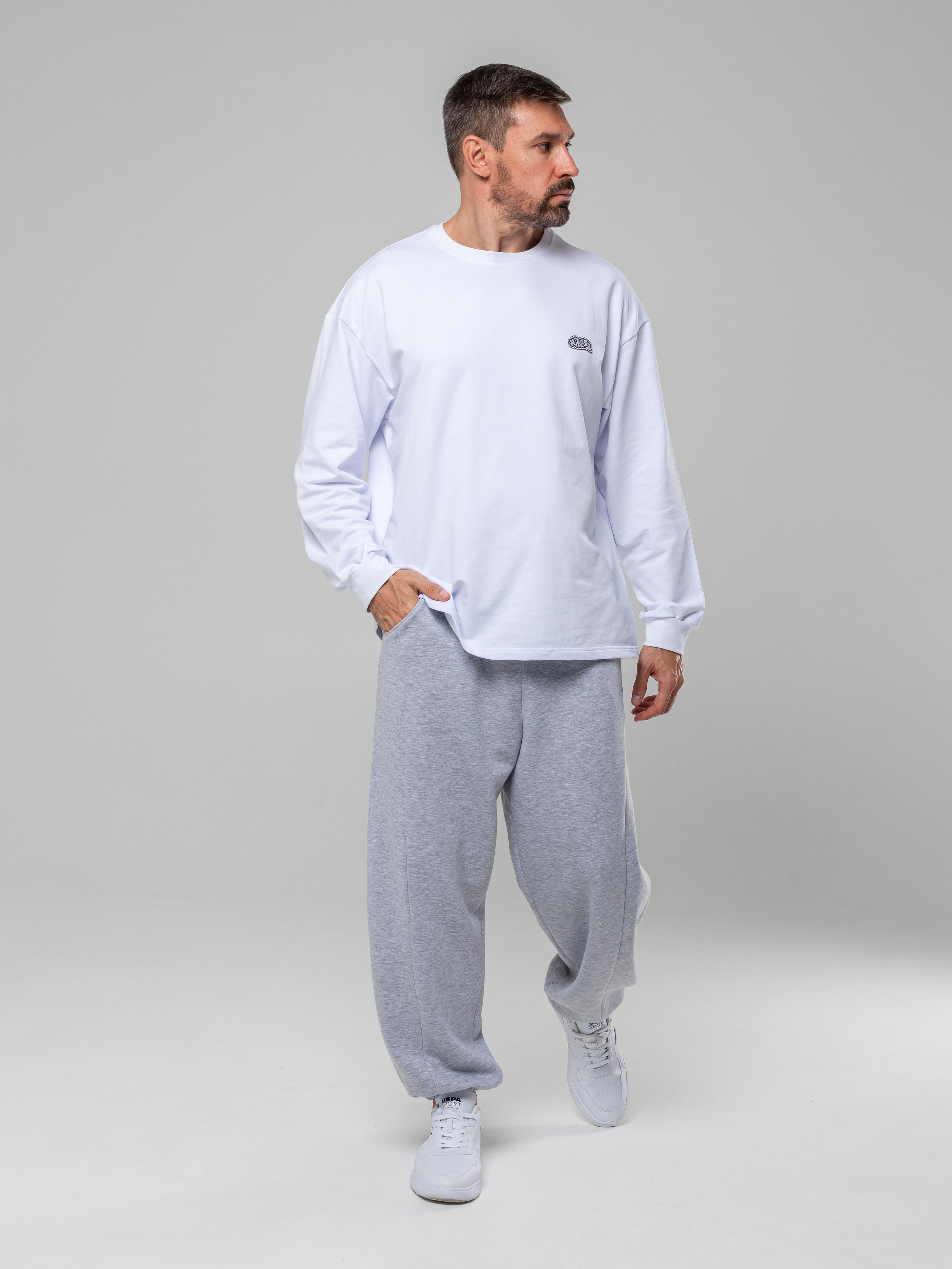 Худи и штаны. Фотограф в Краснодаре Арина Кудряшова