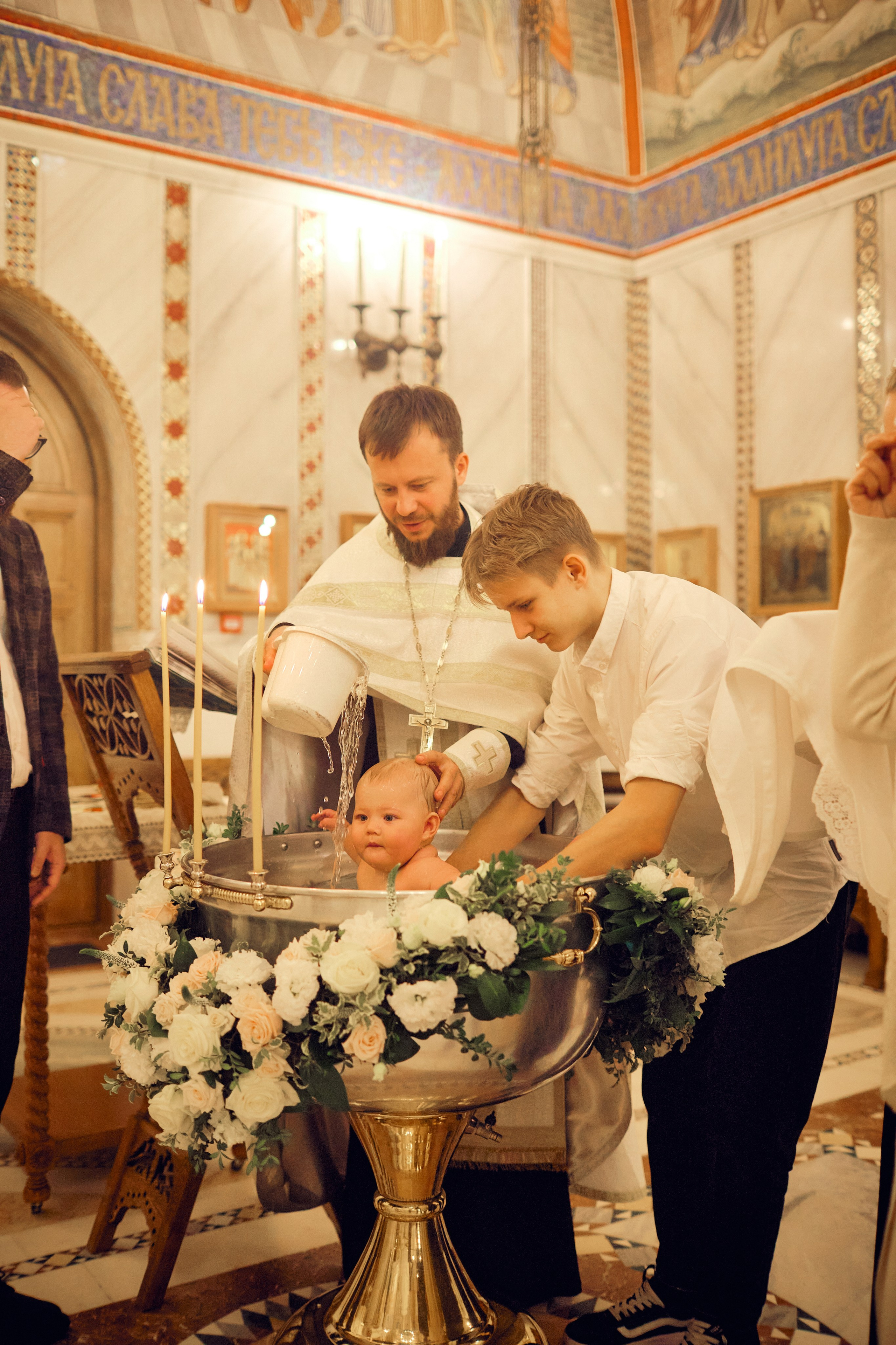 Таинство Крещения. Фотограф Москва|Ясенево Яна Новокрещенных