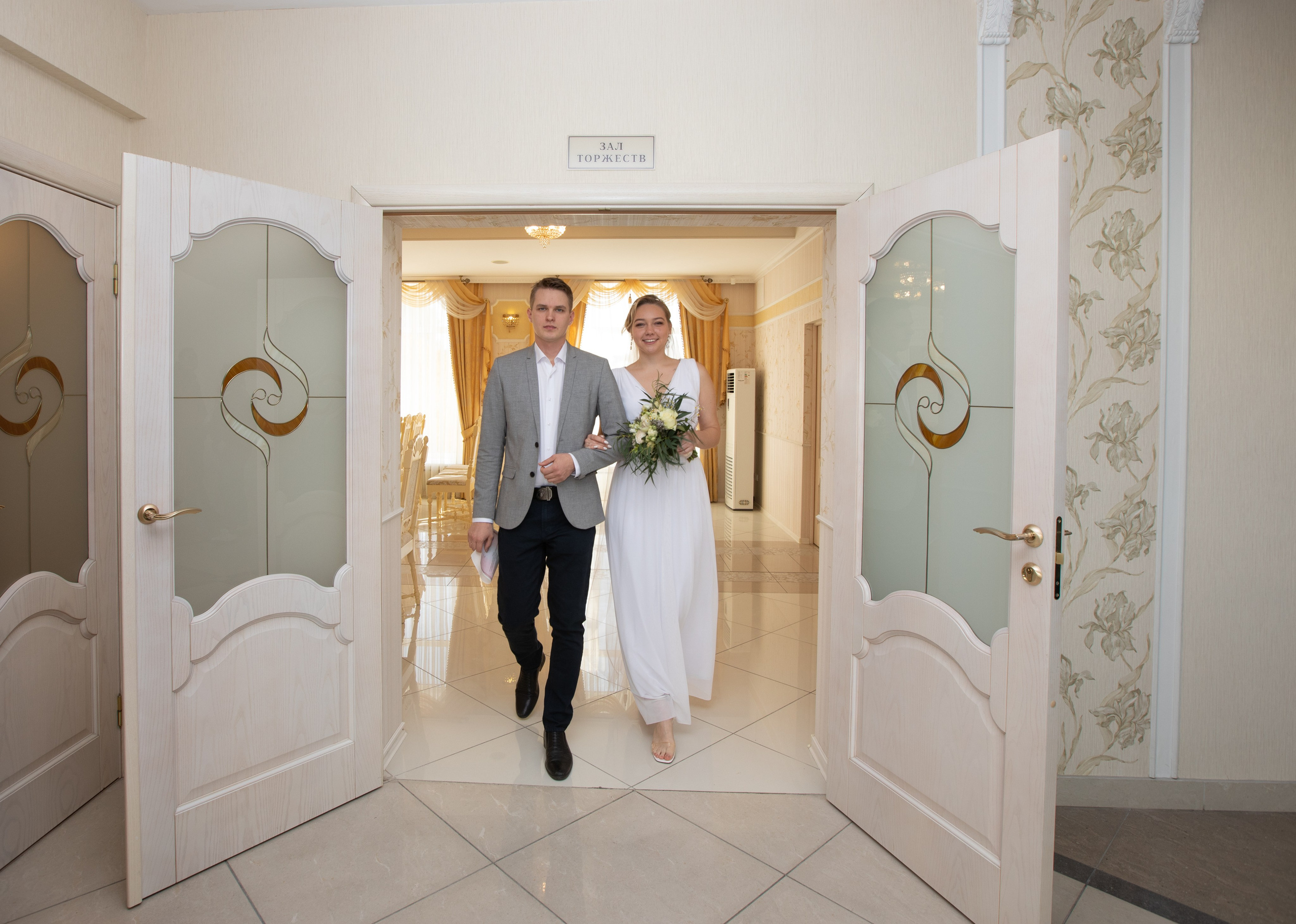 Соня и Влад. Свадьба в Сестрорецке, прогулка по Финскому заливу. Свадебный и семейный фотограф в Санкт-Петербурге и Сестрорецке