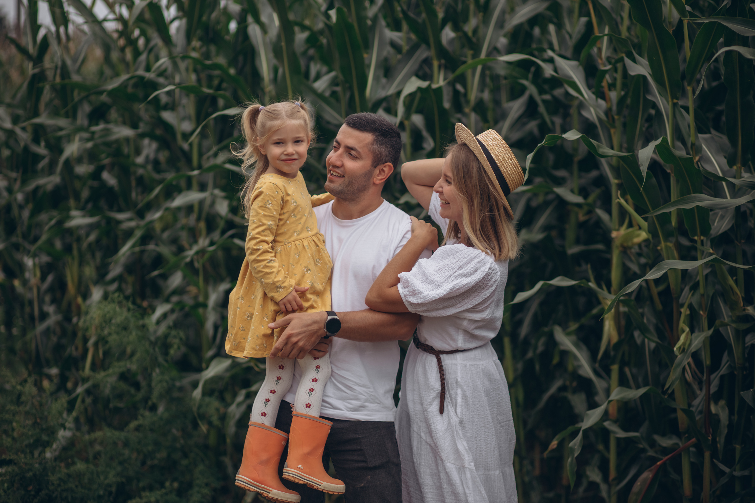 Лето. Кукуруза. Август. Семейный и индивидуальный фотограф в Москве Литинская Екатерина