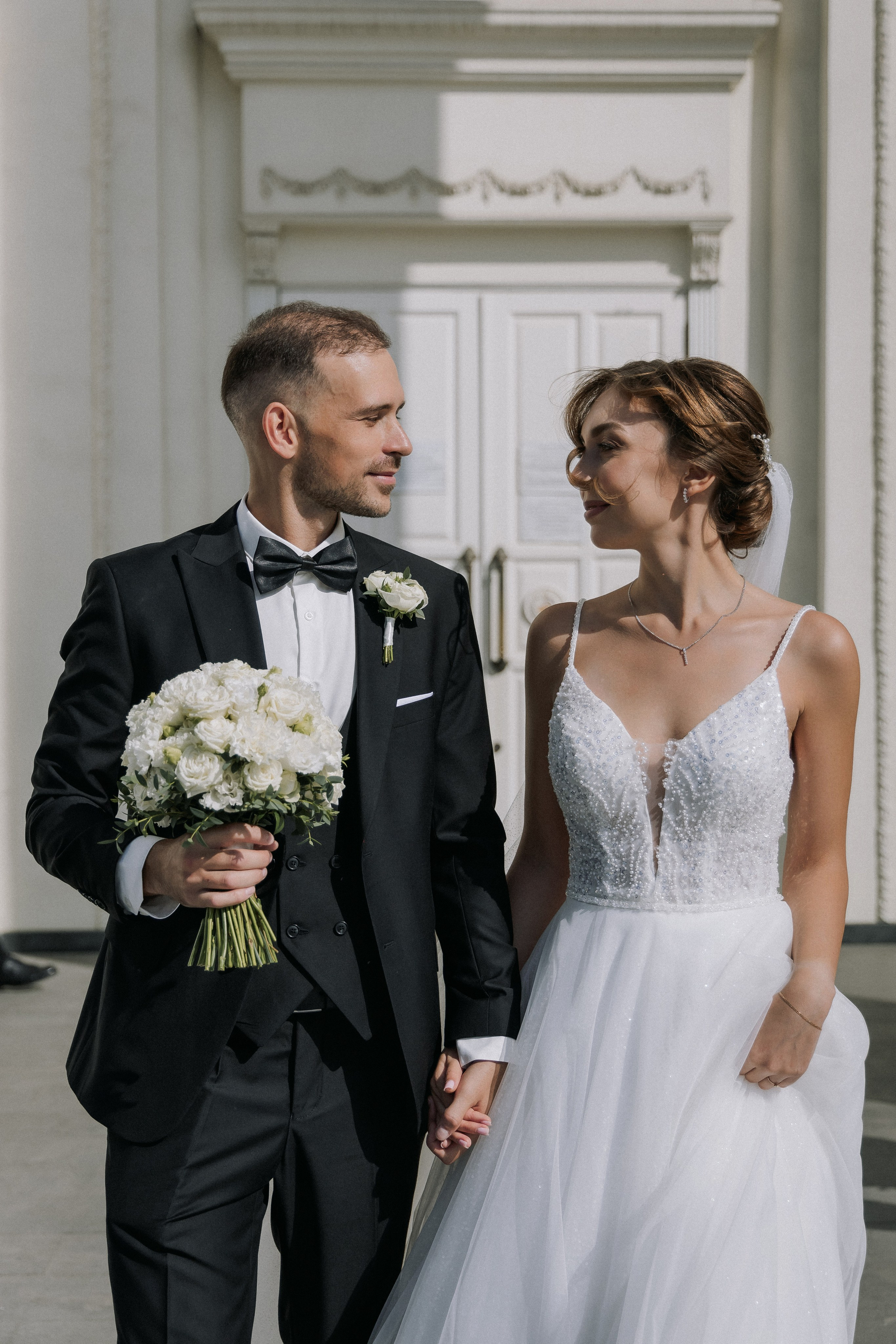 Свадебная прогулка Екатерины и Евгения. Свадебная фотография. Арина Рубах