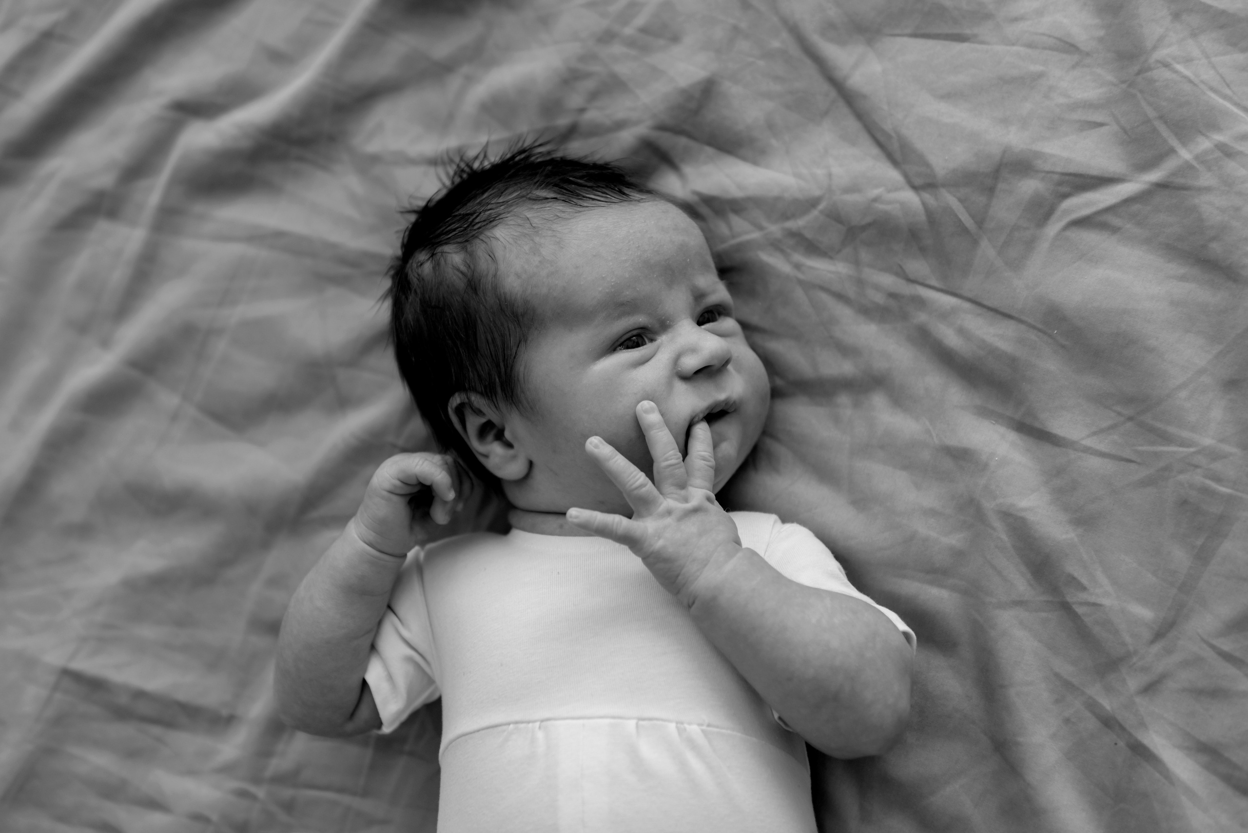 Гриша 16 дней. Детский фотограф в Долгопрудном и Москве