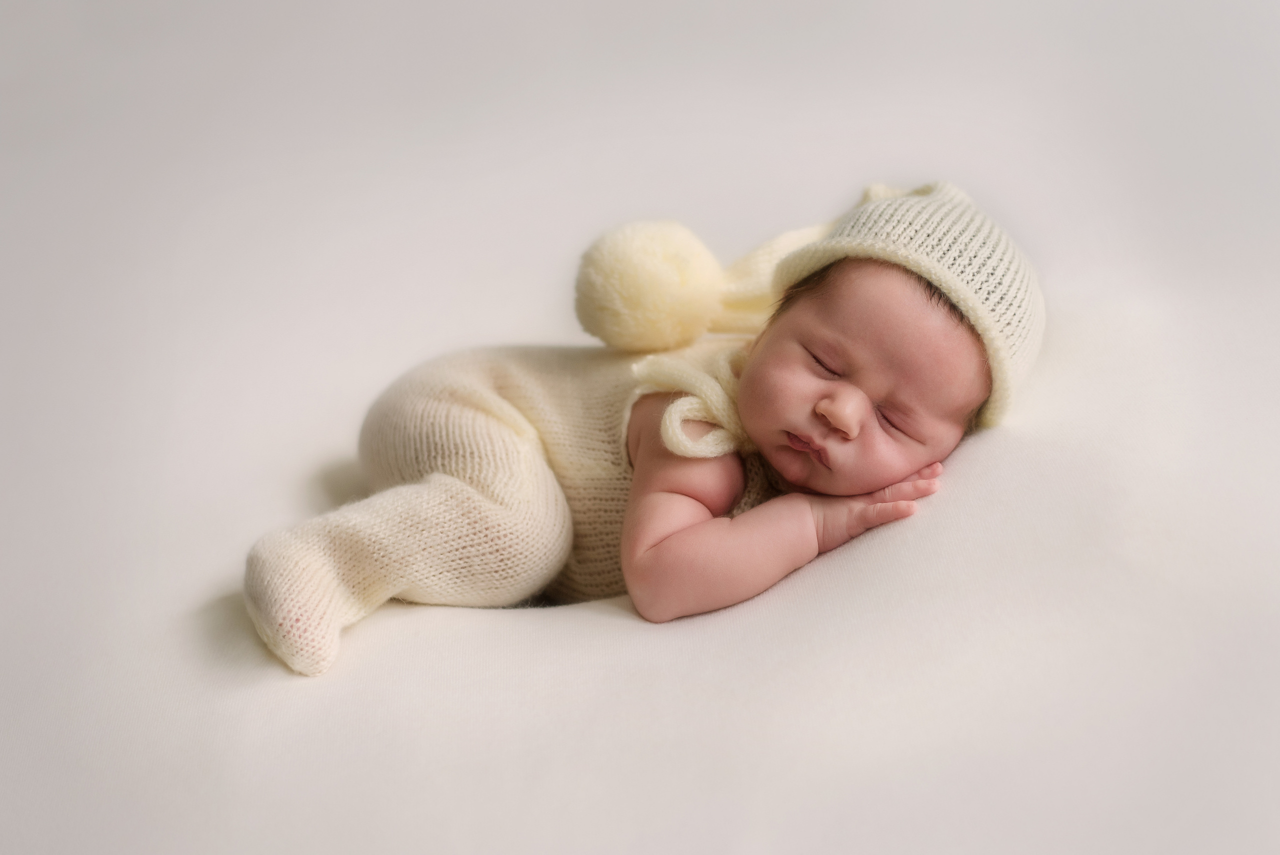 Гриша 16 дней. Детский фотограф в Долгопрудном и Москве