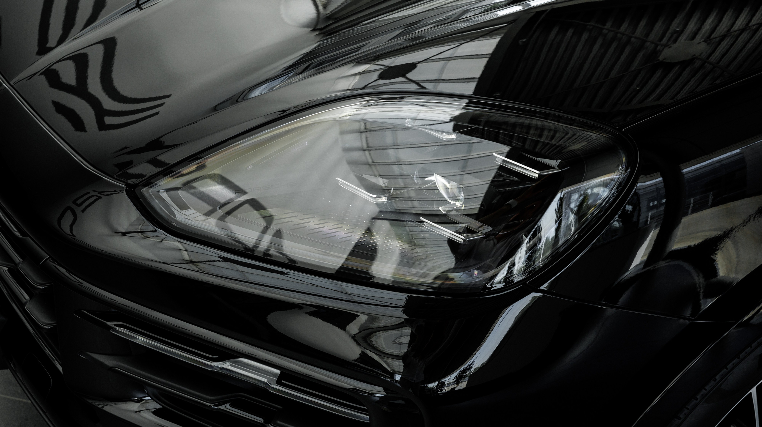 ДЦ PORSCHE Минеральные Воды. Фотограф Ставрополь Петр Голубенко