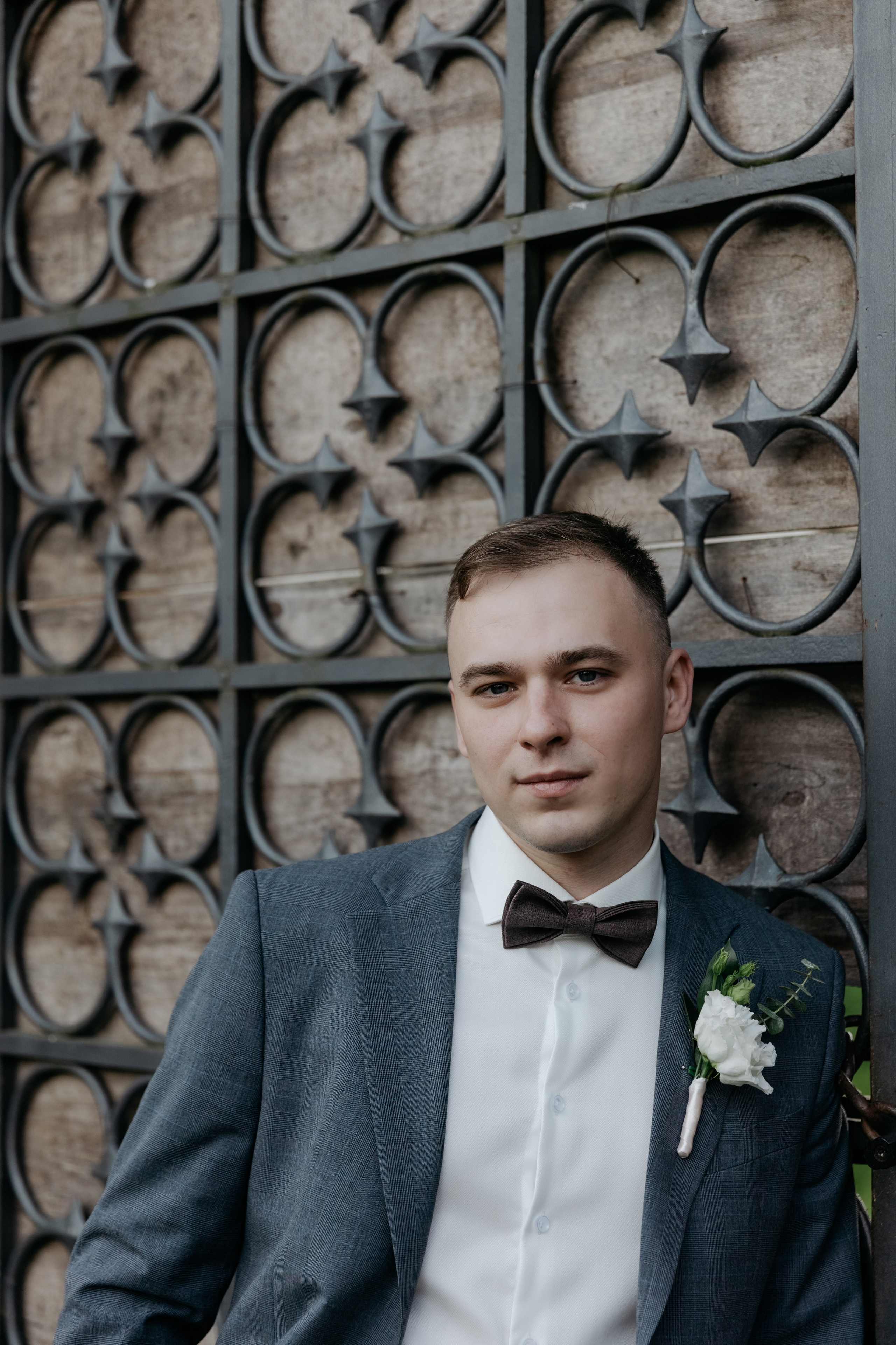 Волшебство уходит — Знаю. — И что мы будем делать? — Наслаждаться моментом. Свадебный фотограф в Санкт-Петербурге