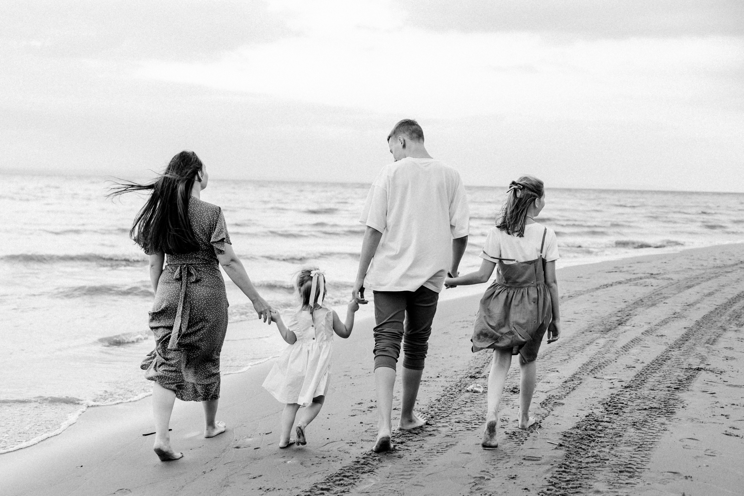 Вова Оксана Герман Варя Маша Вика. Фотограф Юлия Абдульмянова