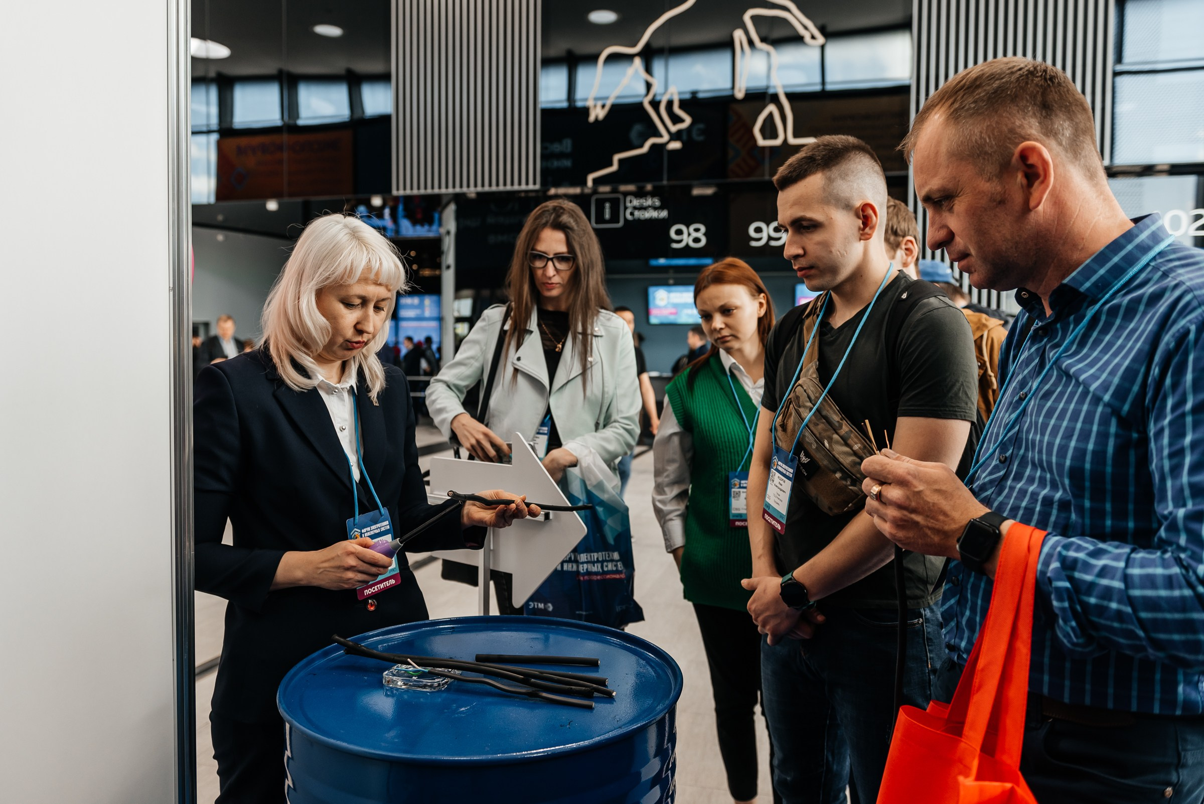 Репортажная съёмка на форуме ЭТМ. Свадебный фотограф в Санкт-Петербурге Венера Ахметова