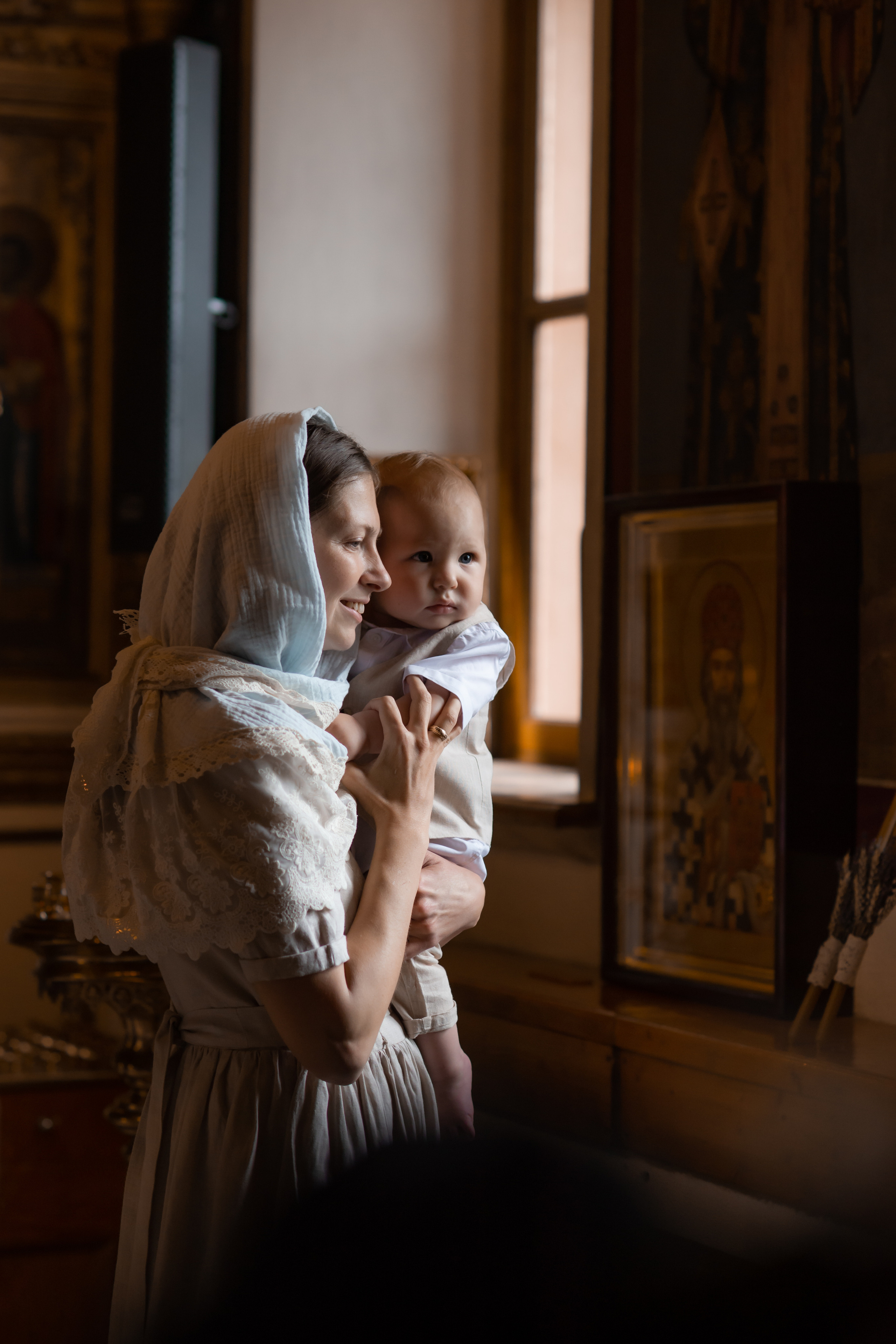 Фото в храме Петра и Павла. Семейный, детский и церковный фотограф в Воронеже Валентина Борзикова