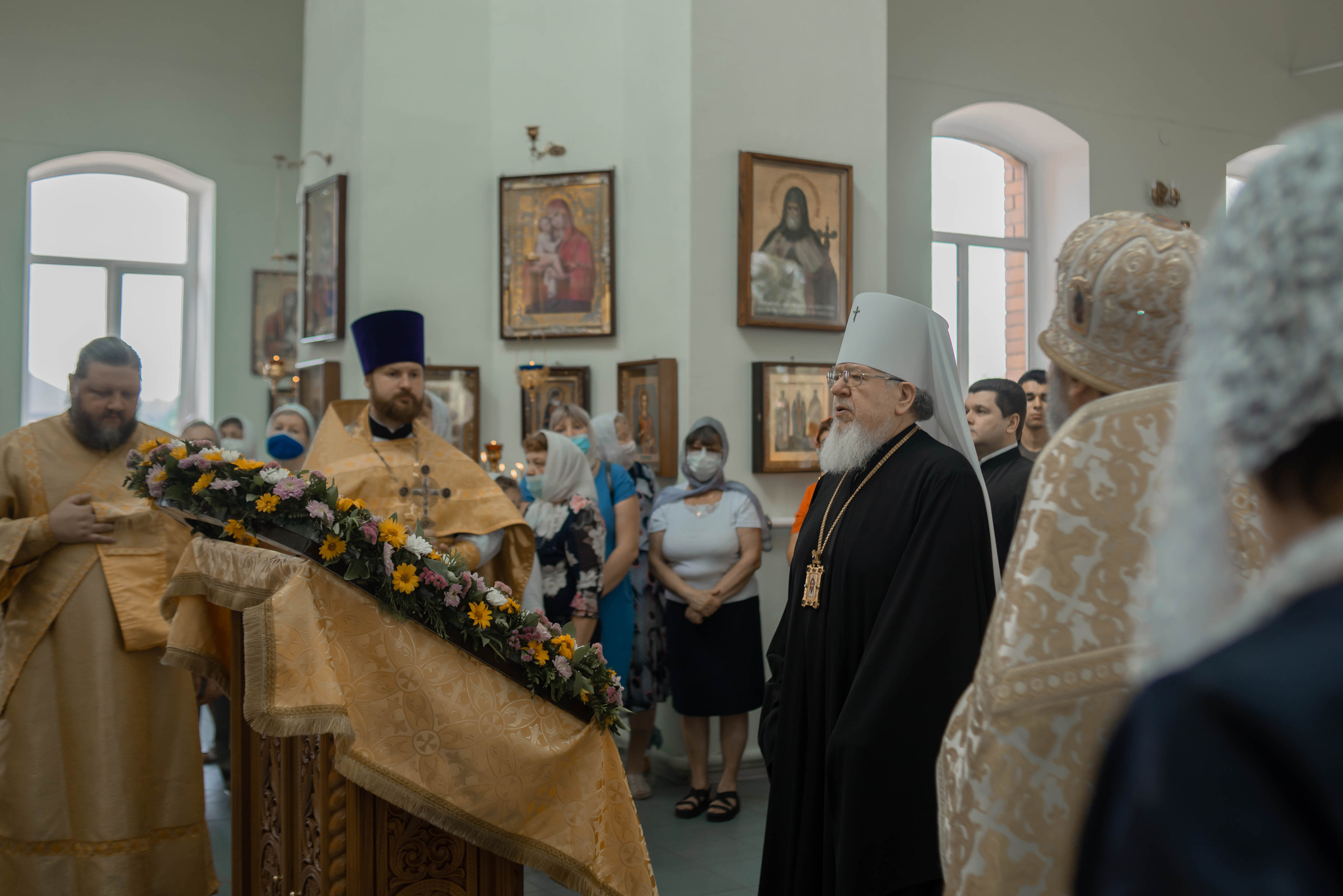 Престольный праздник Храм во имя свт. Тихона, епископа Амафунтского. Семейный, детский и церковный фотограф в Воронеже Валентина Борзикова