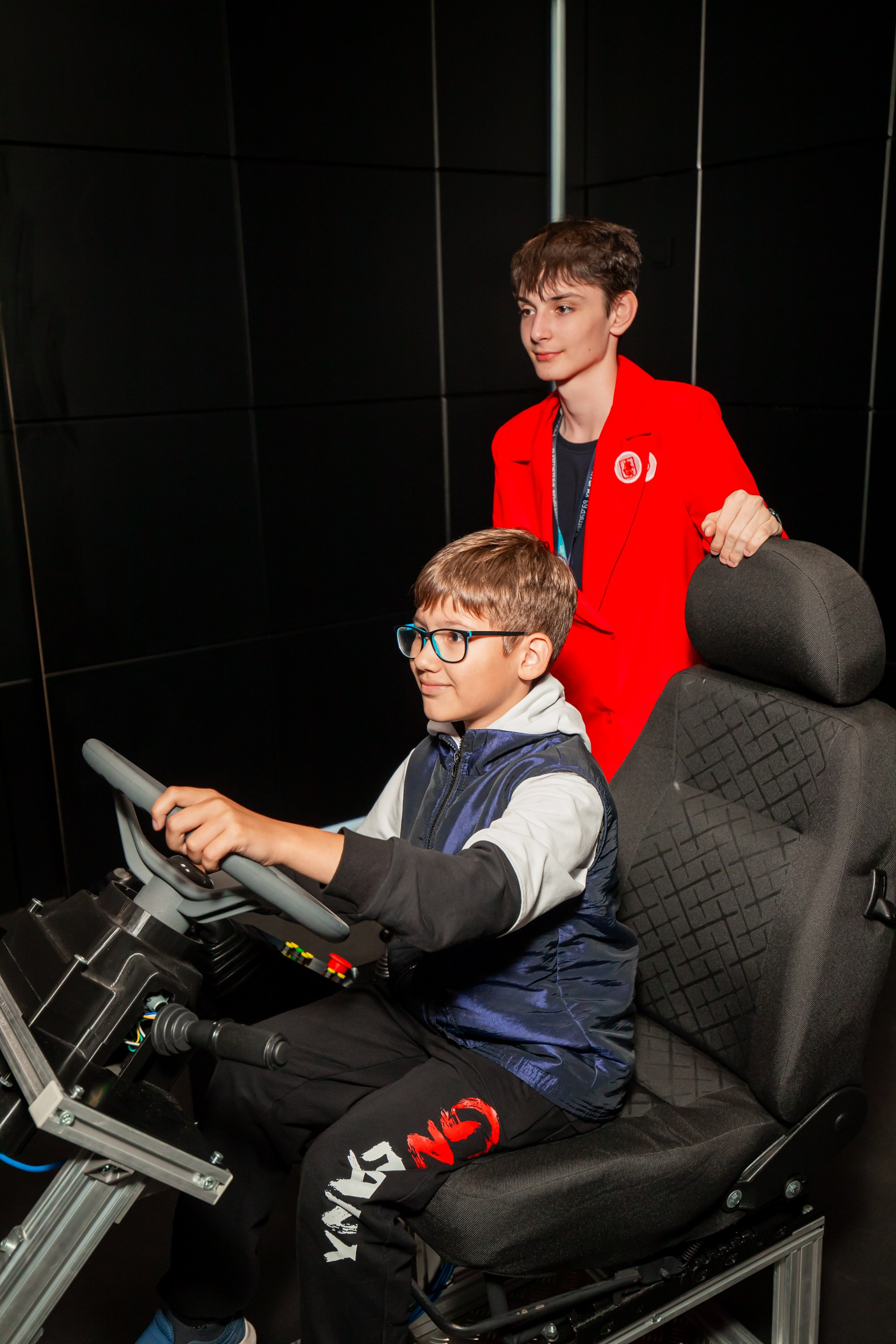 Москва 2030. Репортажный и fashion фотограф в Москве Сергей Бардин