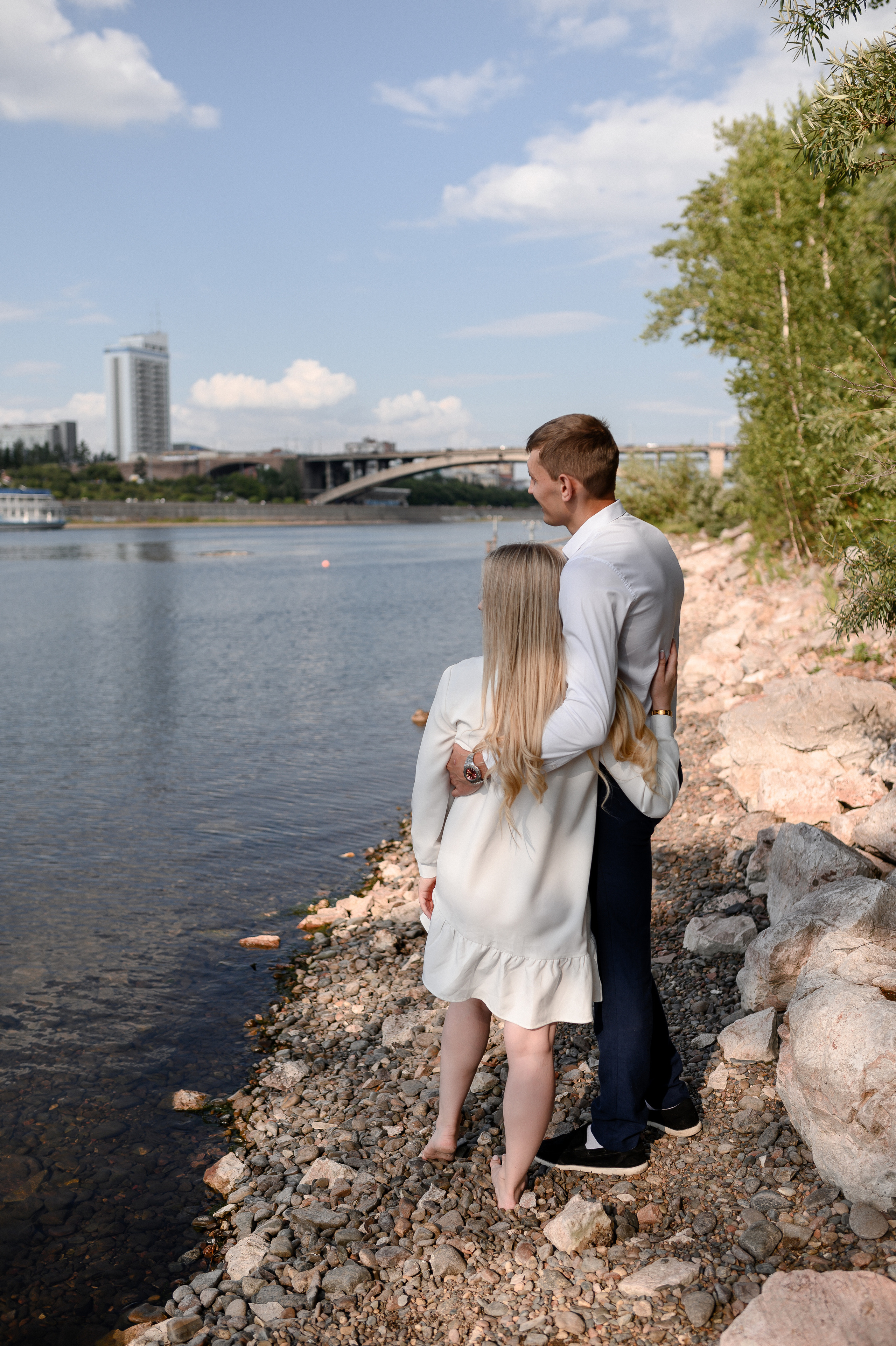 Прогулка на лодочке. Свадебный и семейный фотограф в Красноярске Виктория Тимонина