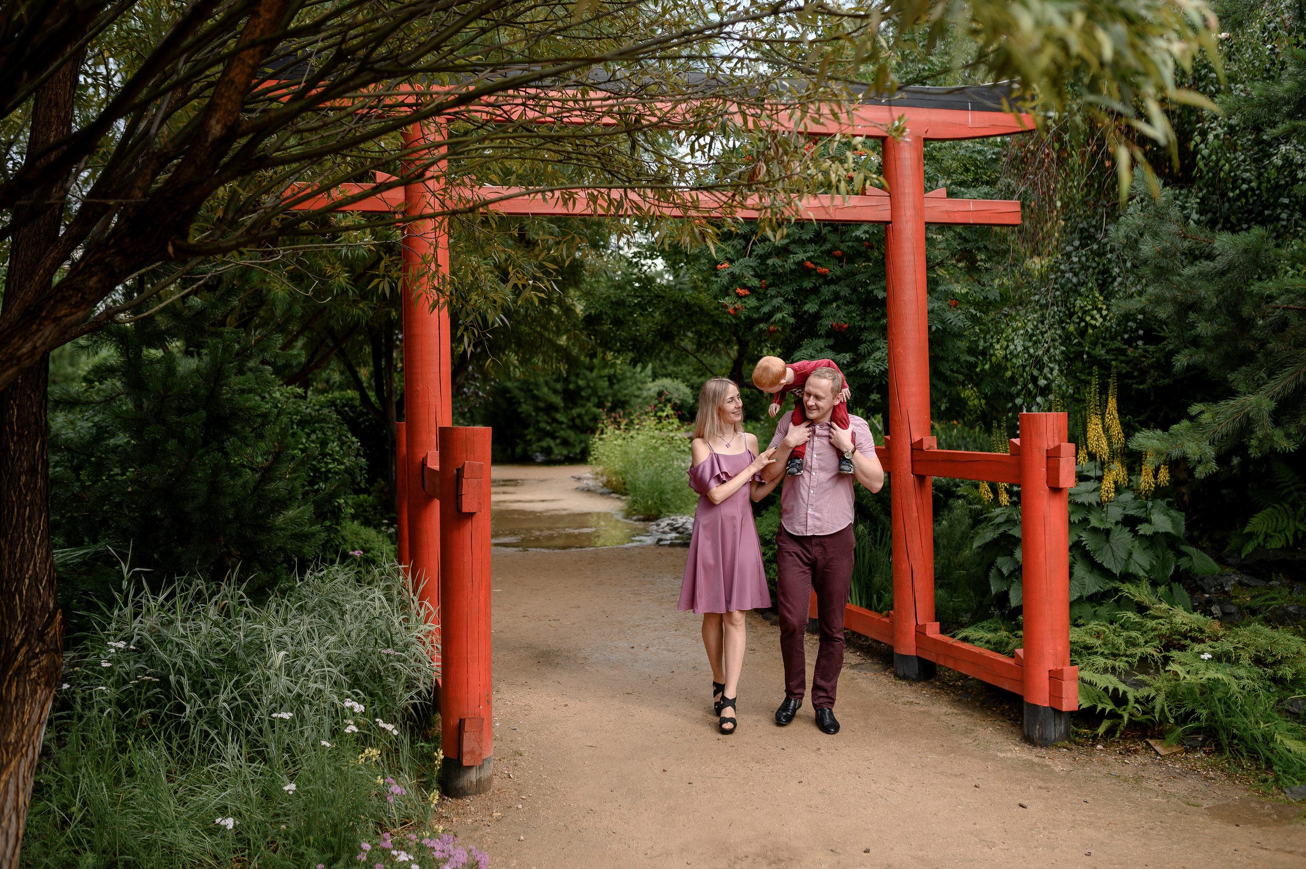 Прогулка в Садах Мечты. Свадебный и семейный фотограф в Красноярске Виктория Тимонина