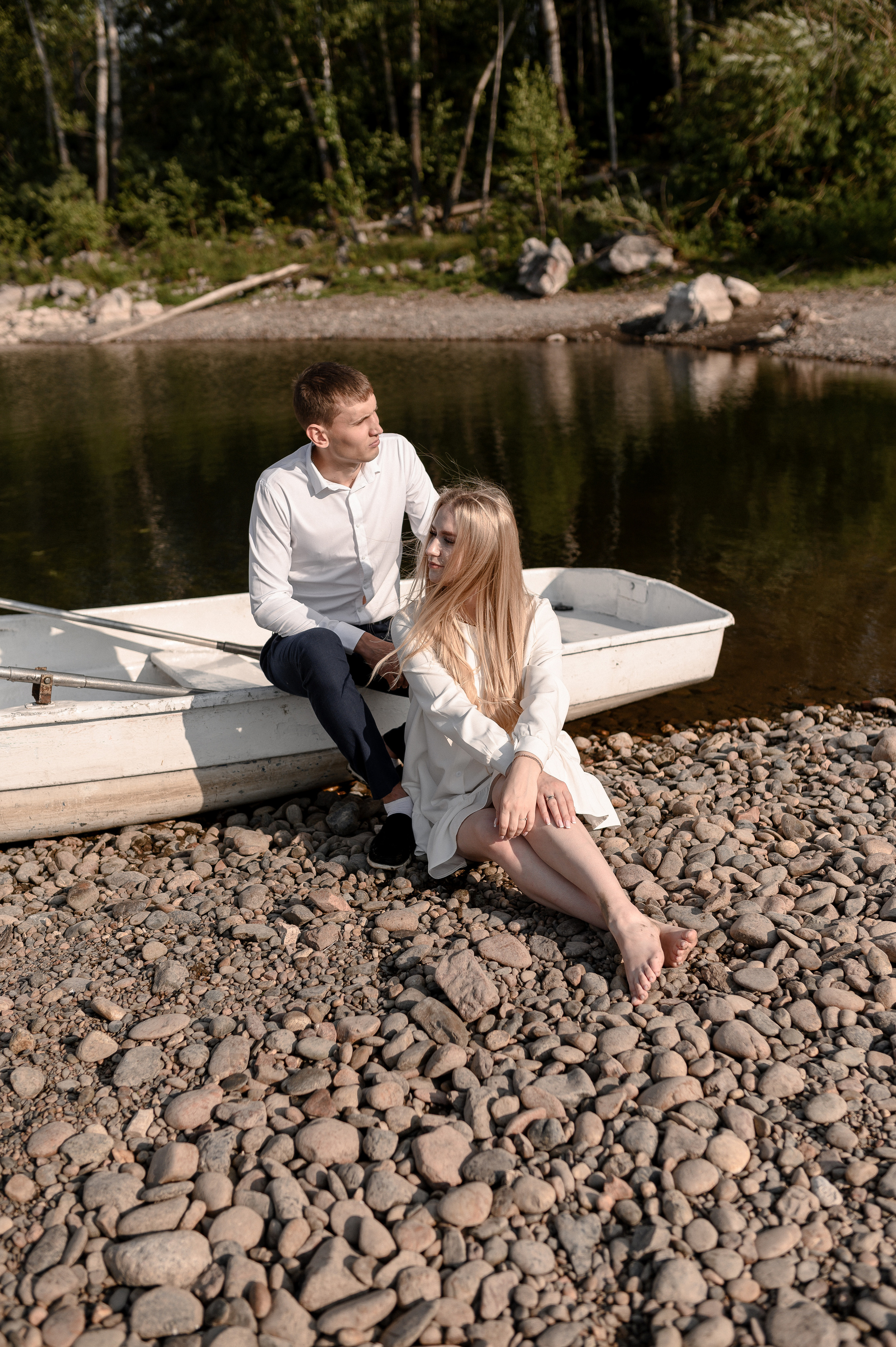 Прогулка на лодочке. Свадебный и семейный фотограф в Красноярске Виктория Тимонина