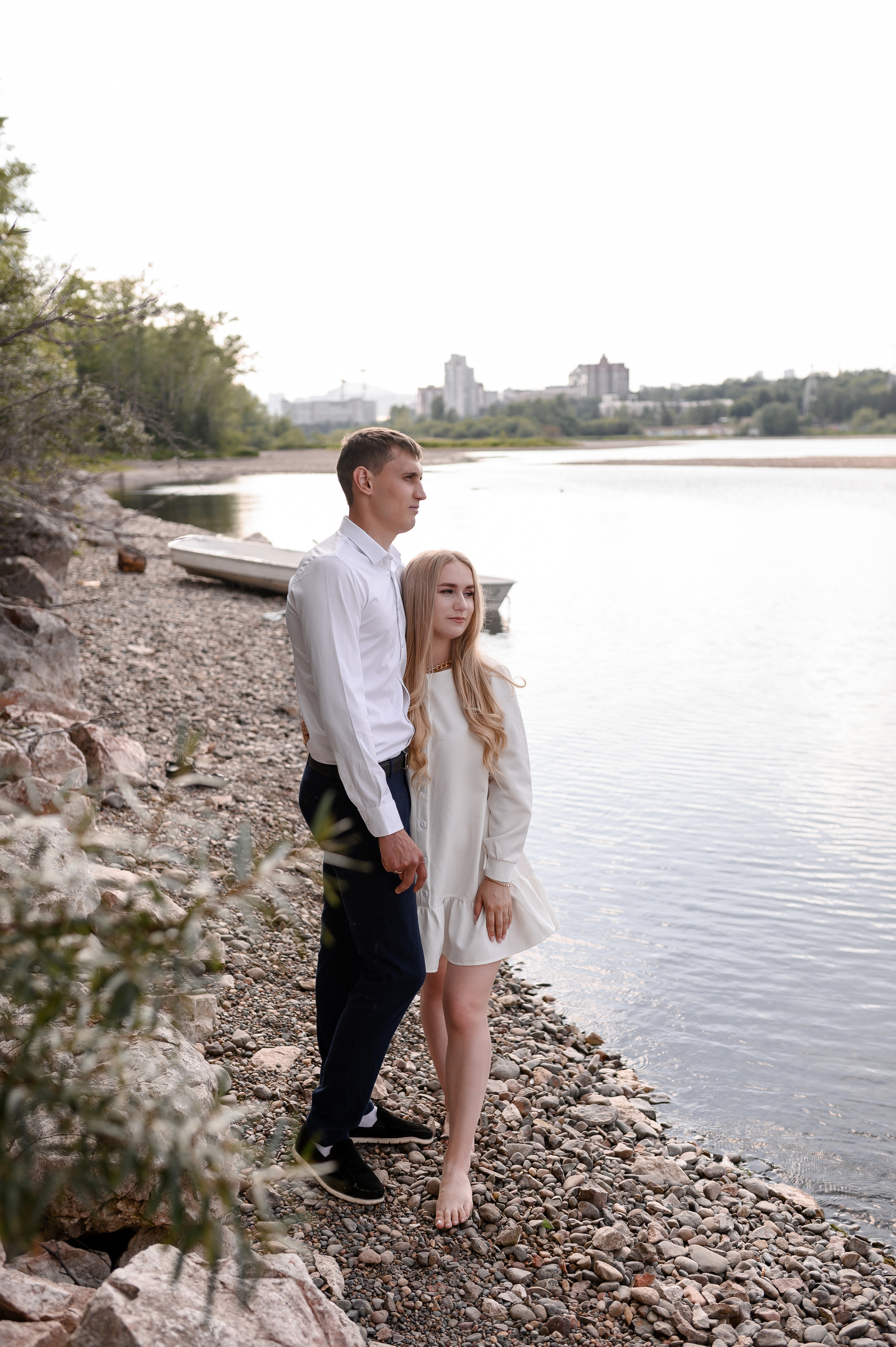 Прогулка на лодочке. Свадебный и семейный фотограф в Красноярске Виктория Тимонина