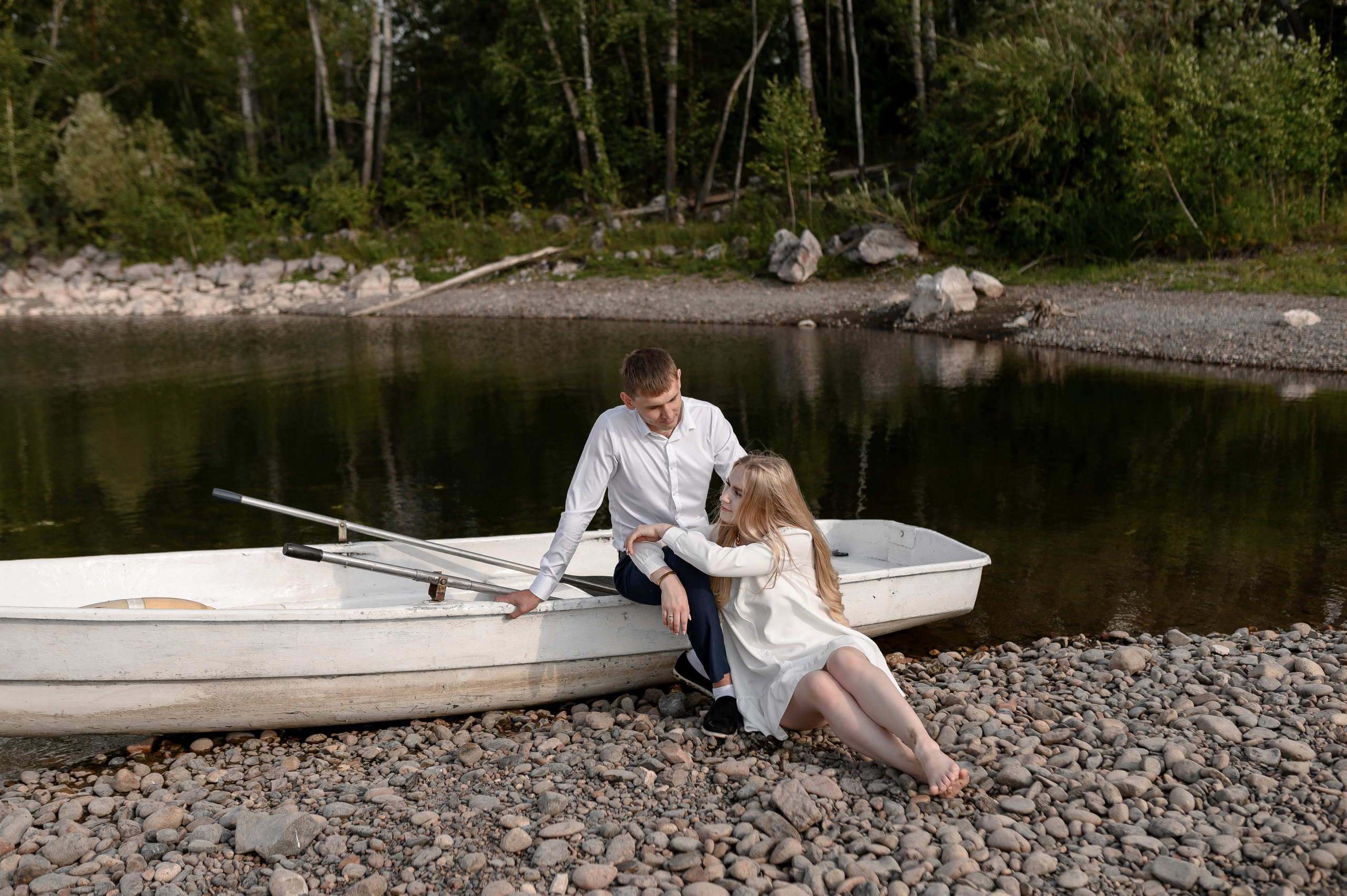 Прогулка на лодочке. Свадебный и семейный фотограф в Красноярске Виктория Тимонина