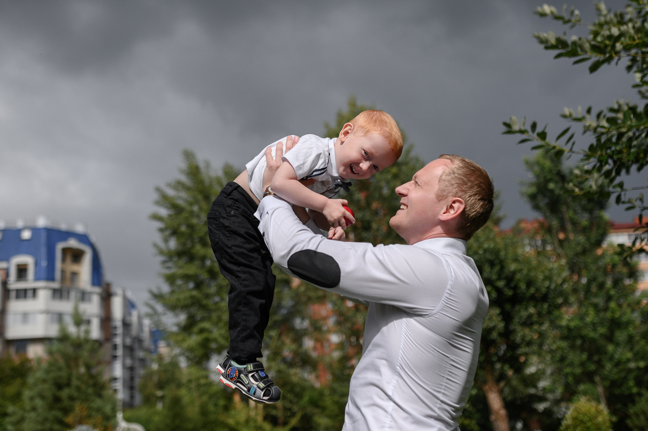 Прогулка в Садах Мечты. Свадебный и семейный фотограф в Красноярске Виктория Тимонина