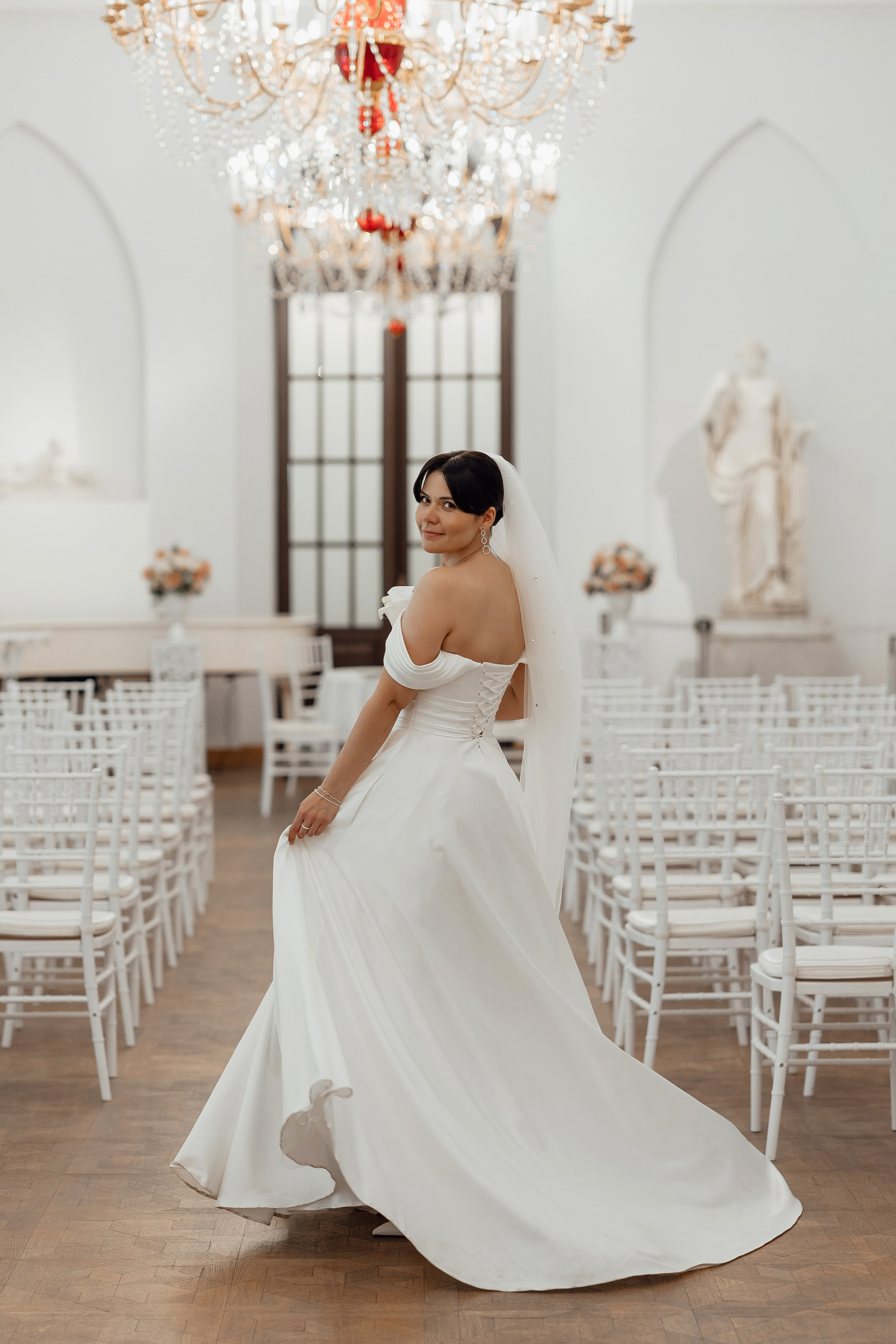 Свадебная фотосессия в Оперном доме Царицыно