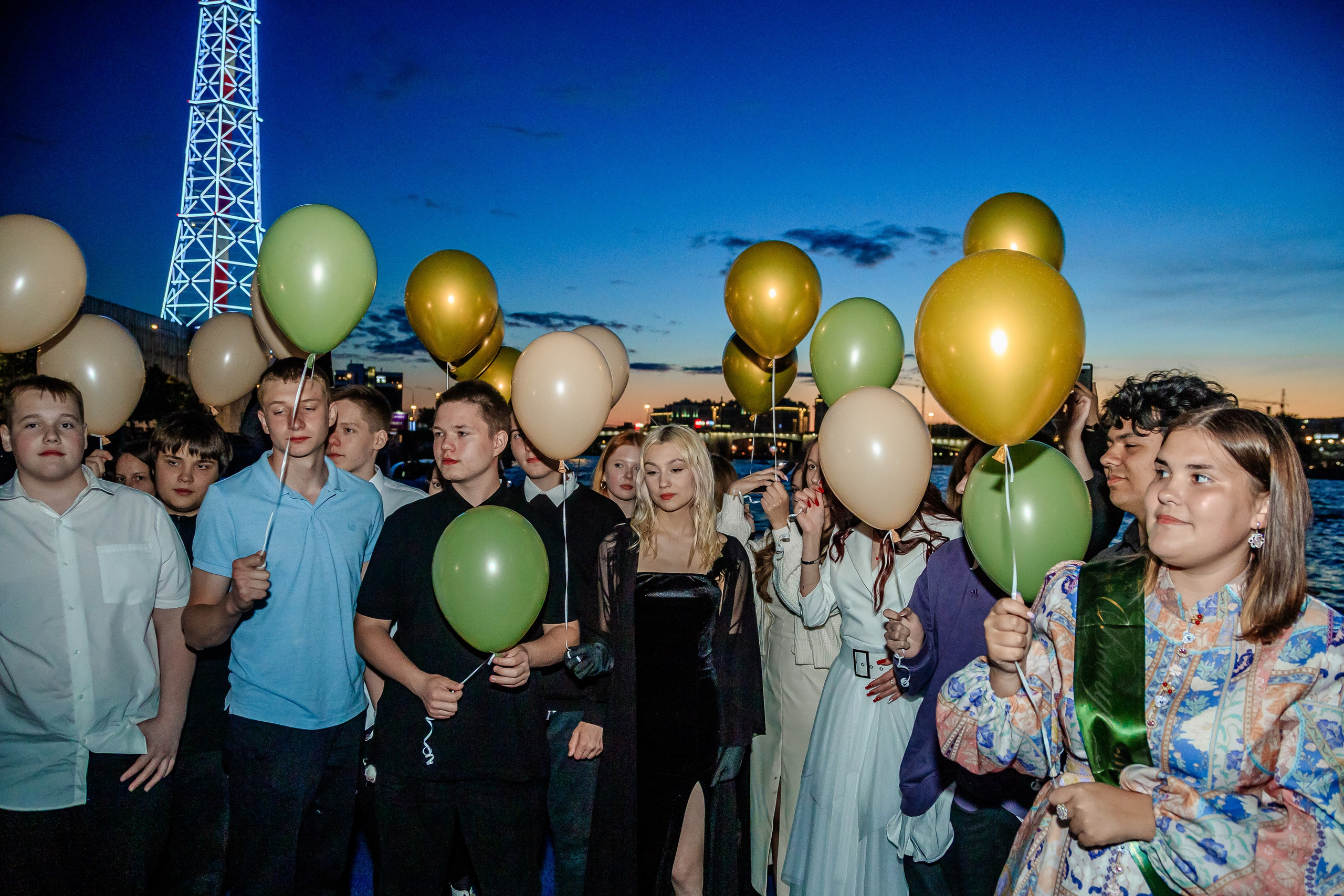 Выпускной на теплоходе. Фотограф в Санкт-Петербурге Чумаков Семен