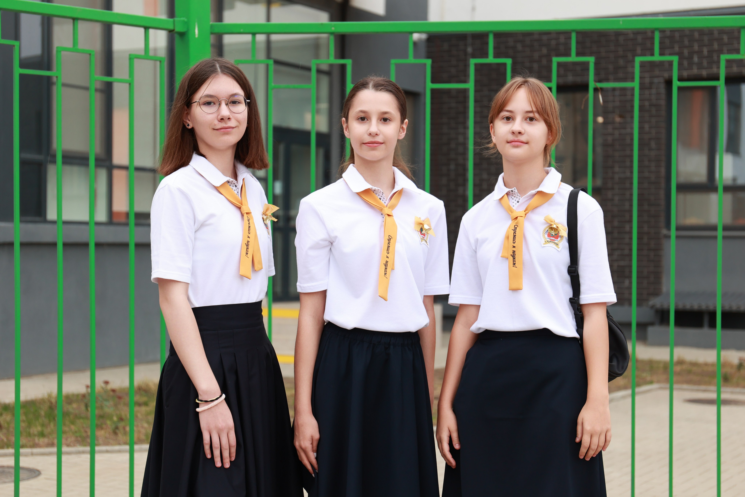 1 сентября (23 гимназия). Детский семейный фотограф Краснодар