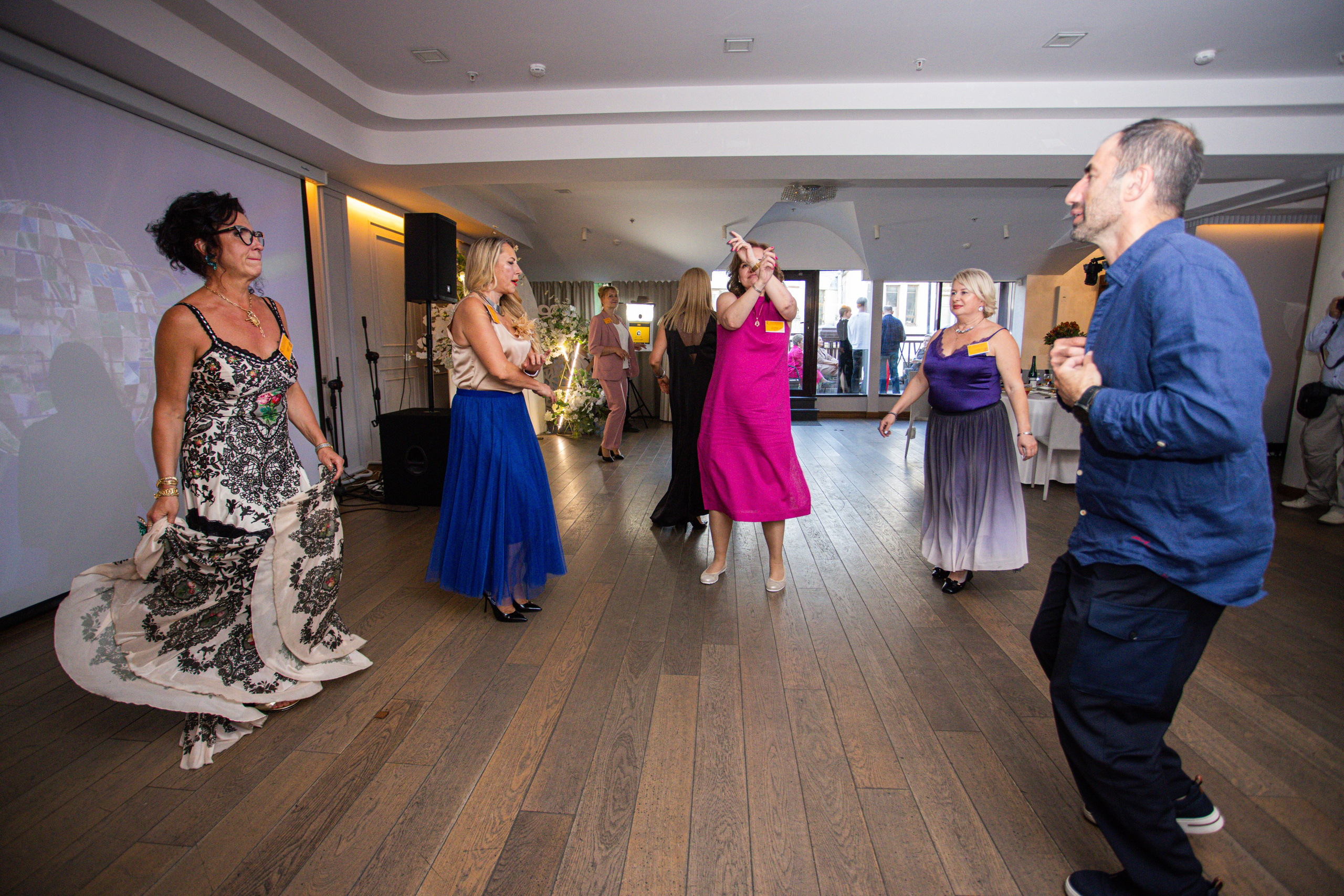 Встреча выпускников. Стоматологи СПб. Семейный фотограф в Вышнем Волочке — Ульяна Иванова | Фотосессии для всей семьи