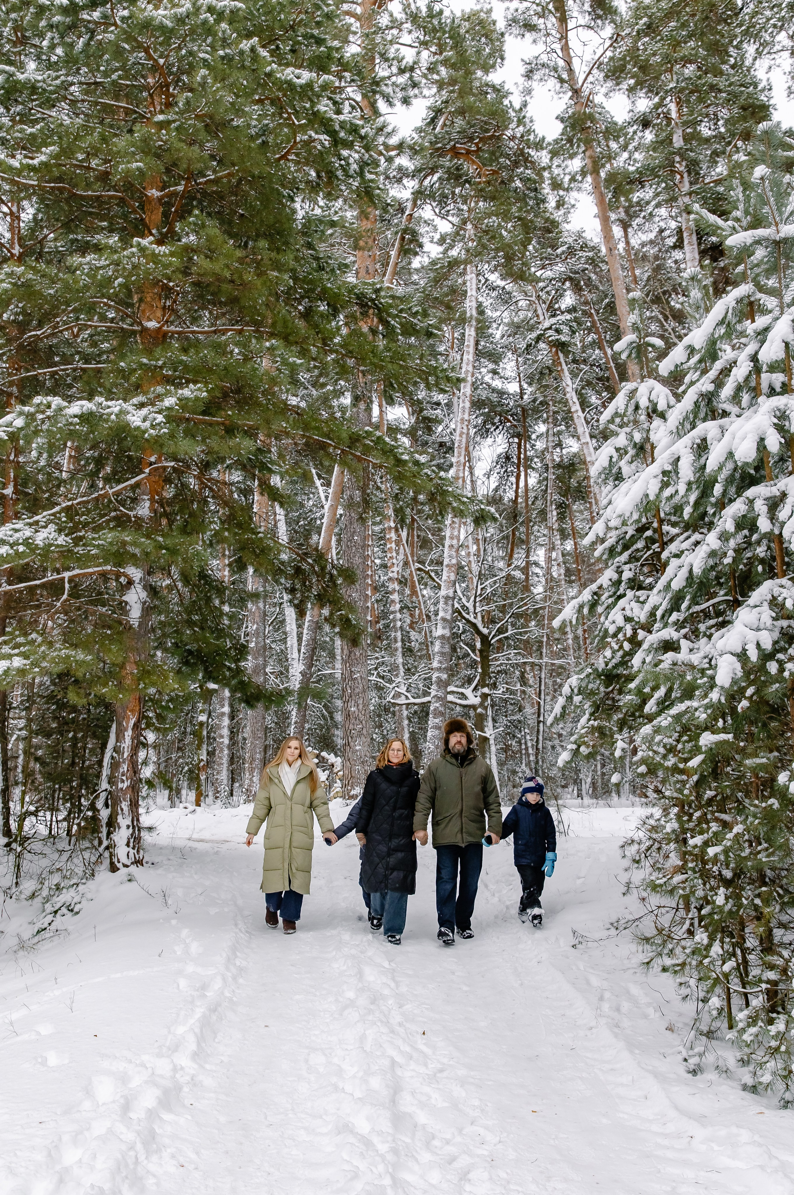 Прогулка в лесу. Свадебный и семейный фотограф в Рязани Саша Крутых
